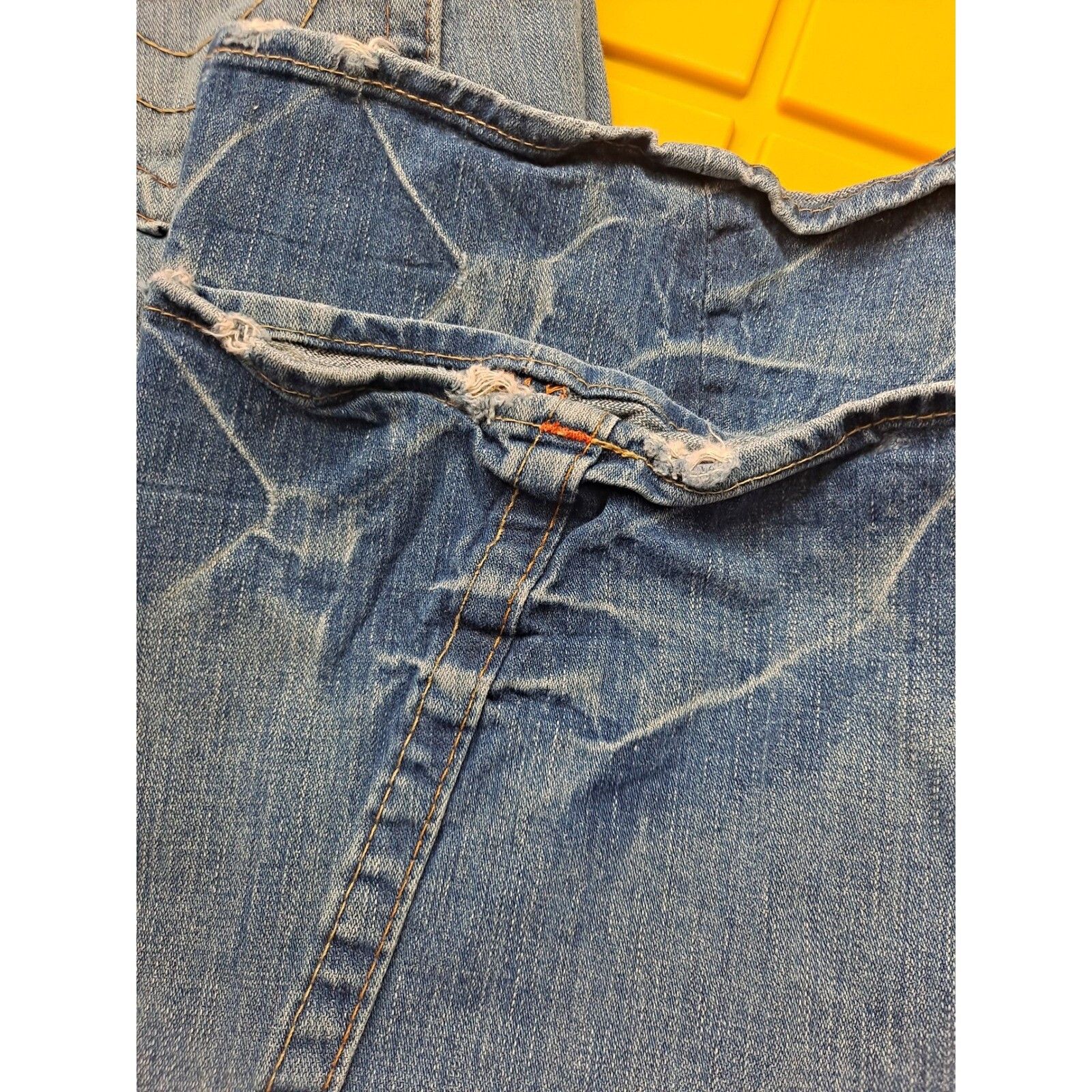 True Religion True Religion Joey Jeans World Tour Made in USA Distressed D Size US 28 / EU 44 - 2 Thumbnail