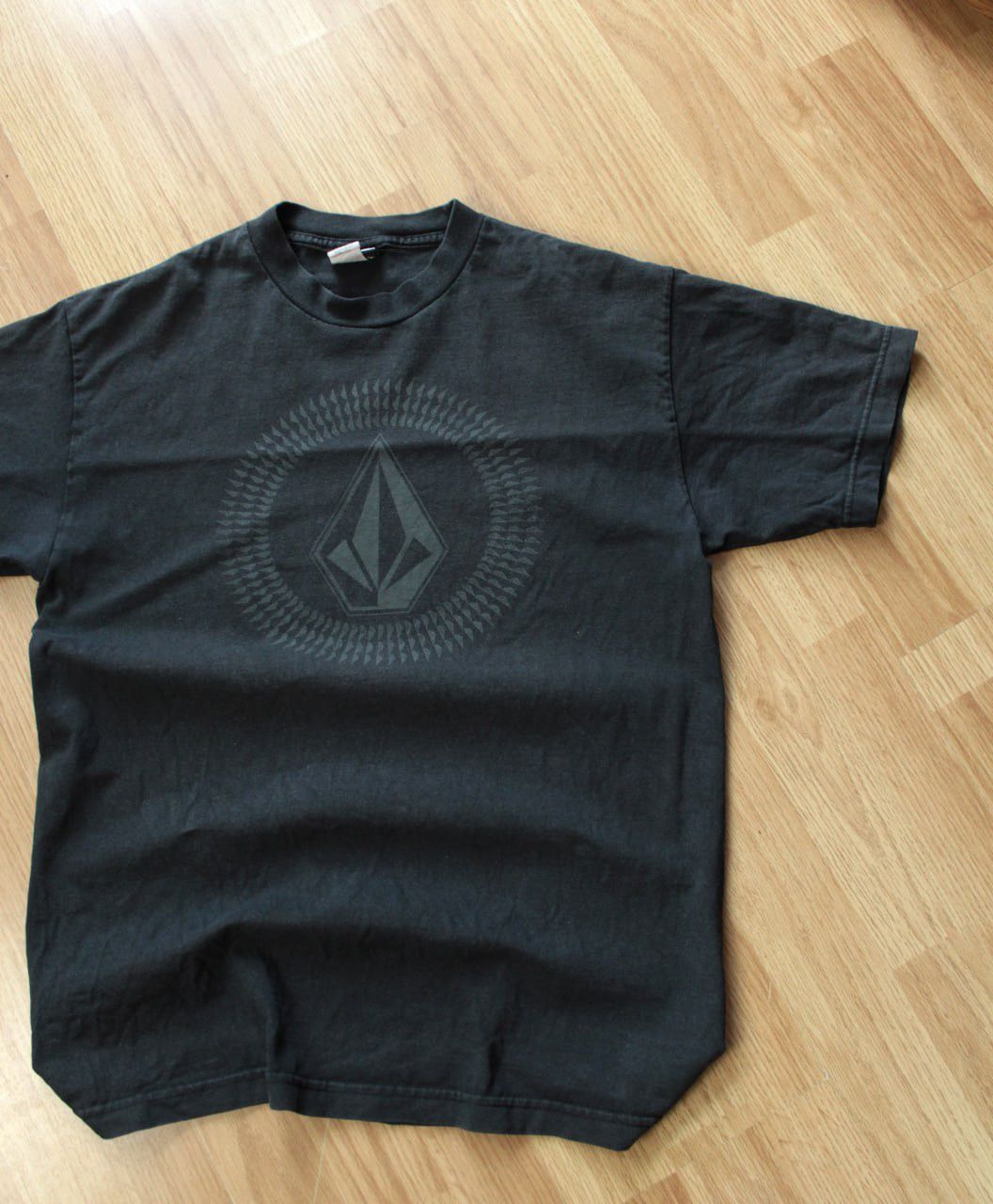 Vintage × Volcom 🔥 2000s Sun Faded Volcom Stone T Shirt Y2K Washed Logo USA Size US M / EU 48-50 / 2 - 2 Thumbnail
