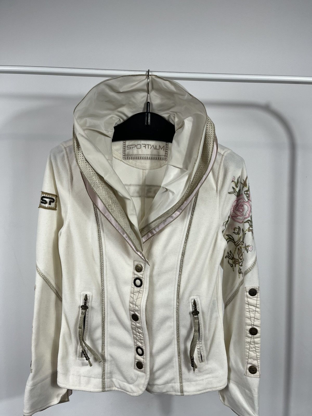 Sportalm Kitzbuhel Sportalm Cream Hooded Jacket With Embroidery Size 36 Size S / US 4 / IT 40 - 2 Thumbnail