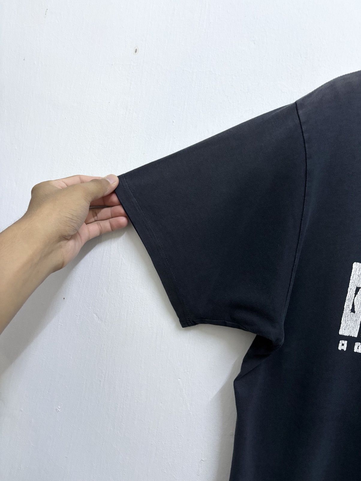 Bape 2000's A Bathing Ape / Baby Milo - Faded Distress T-Shirt Size US L / EU 52-54 / 3 - 8 Thumbnail