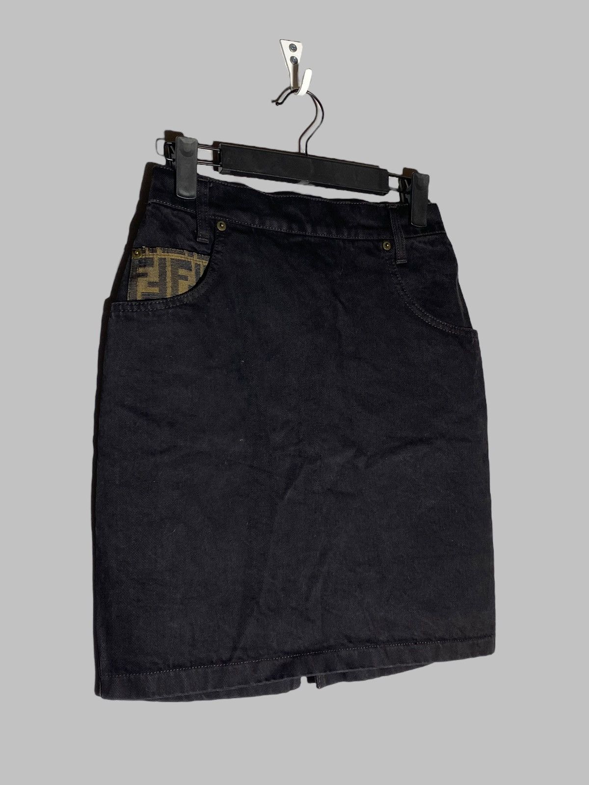 Fendi Vintage 90s Fendi Denim Skirt Monogram Pocket Detail Size 28" / US 6 / IT 42 - 3 Thumbnail
