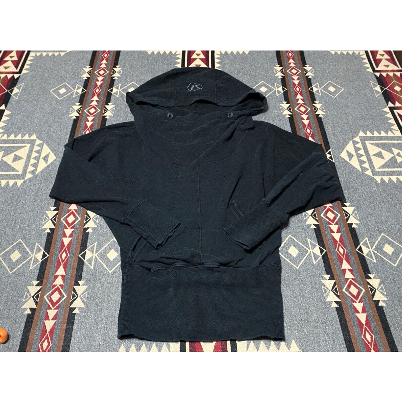 Lululemon flashback pullover best sale