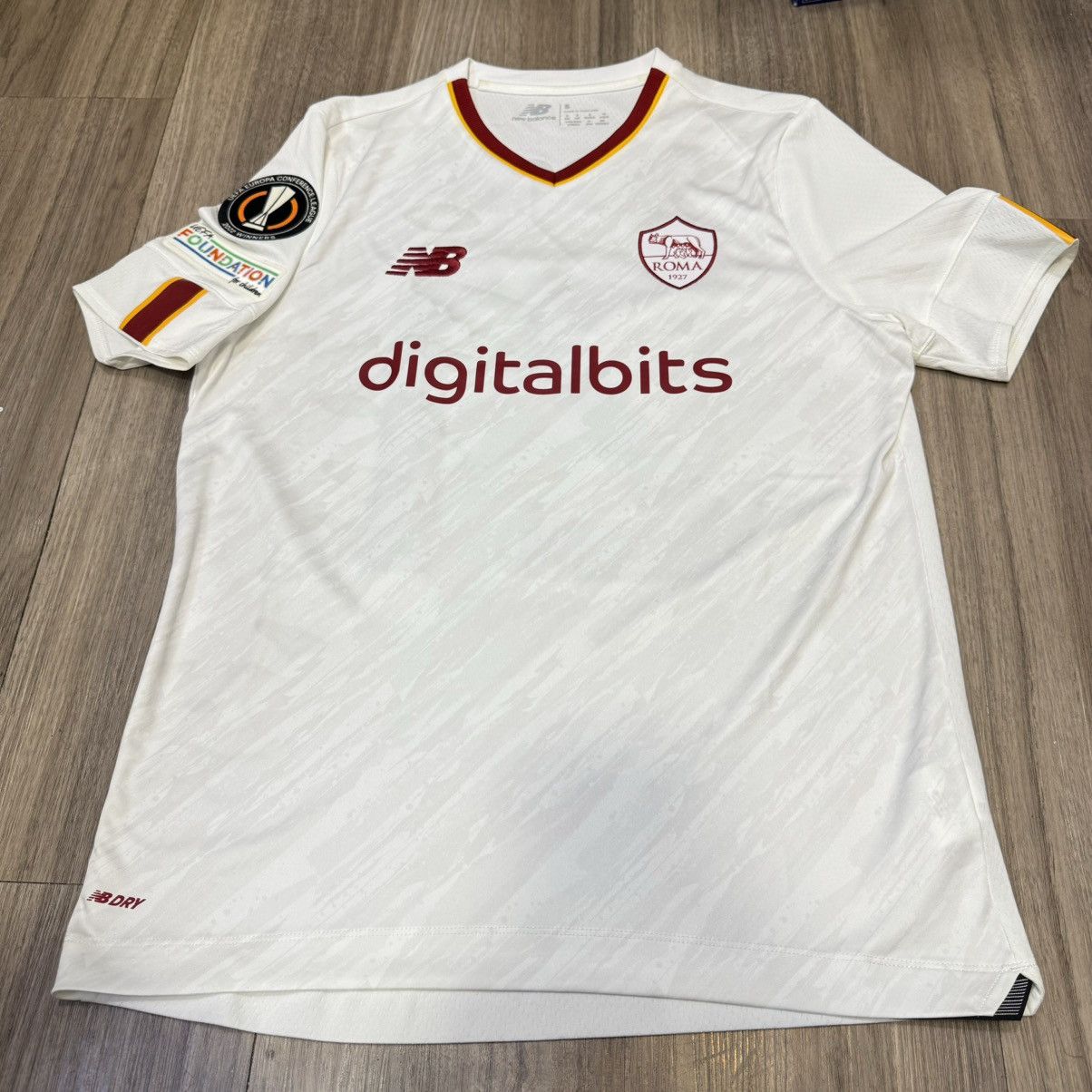 New Balance Roma 22/23 away shirt #22 Dybala Size US S / EU 44-46 / 1 - 1 Thumbnail