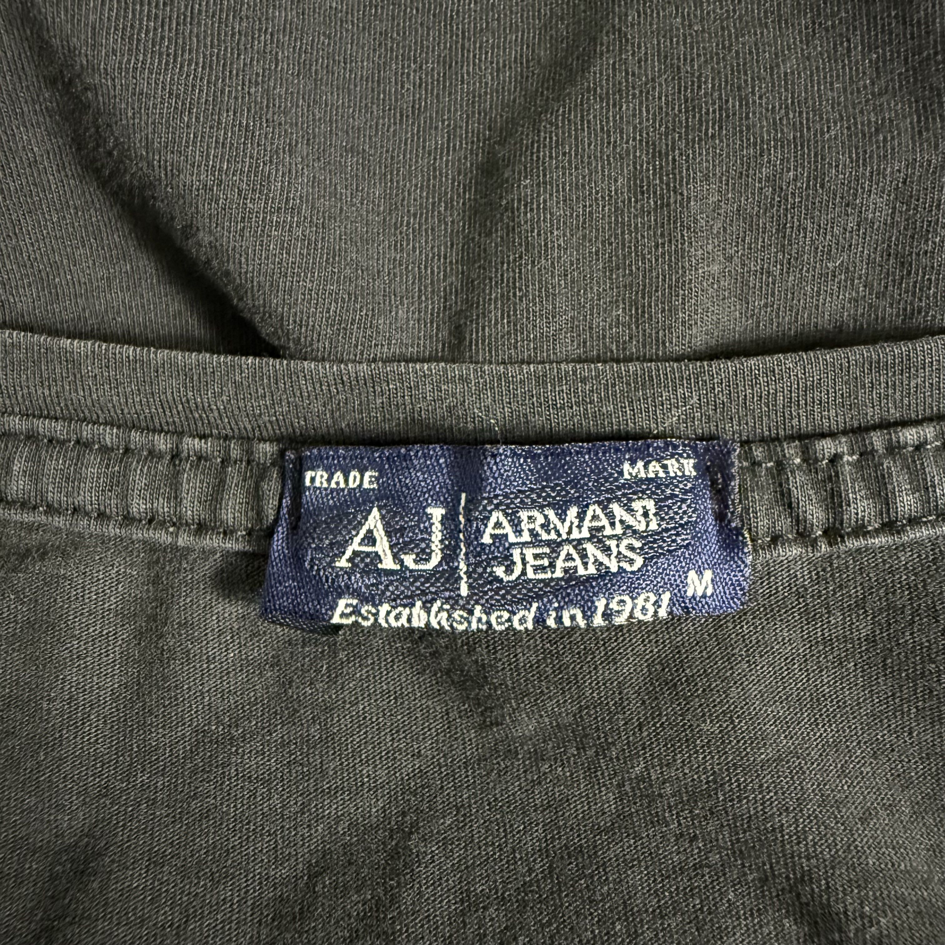 Armani 🔥RARE🔥Vintage Armani Jeans AJ OG T-shirt Size M / US 6-8 / IT 42-44 - 4 Thumbnail