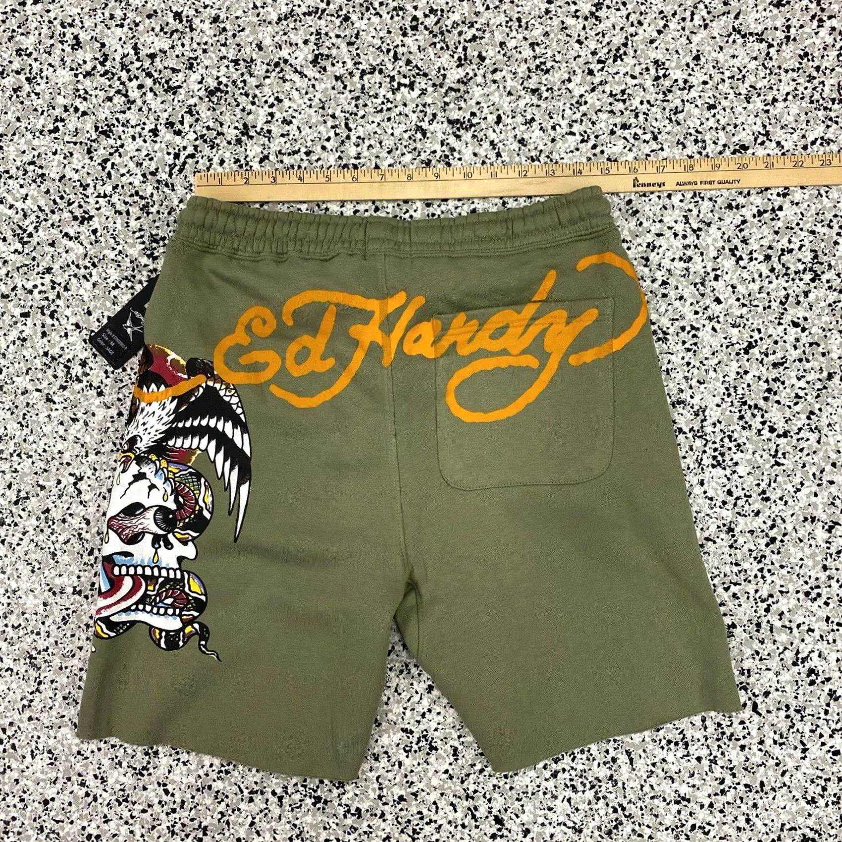 Ed Hardy ED HARDY Battle Skull Snake Eagle Fleece Sweat Shorts Green Mens M New Size US 31 - 4 Thumbnail