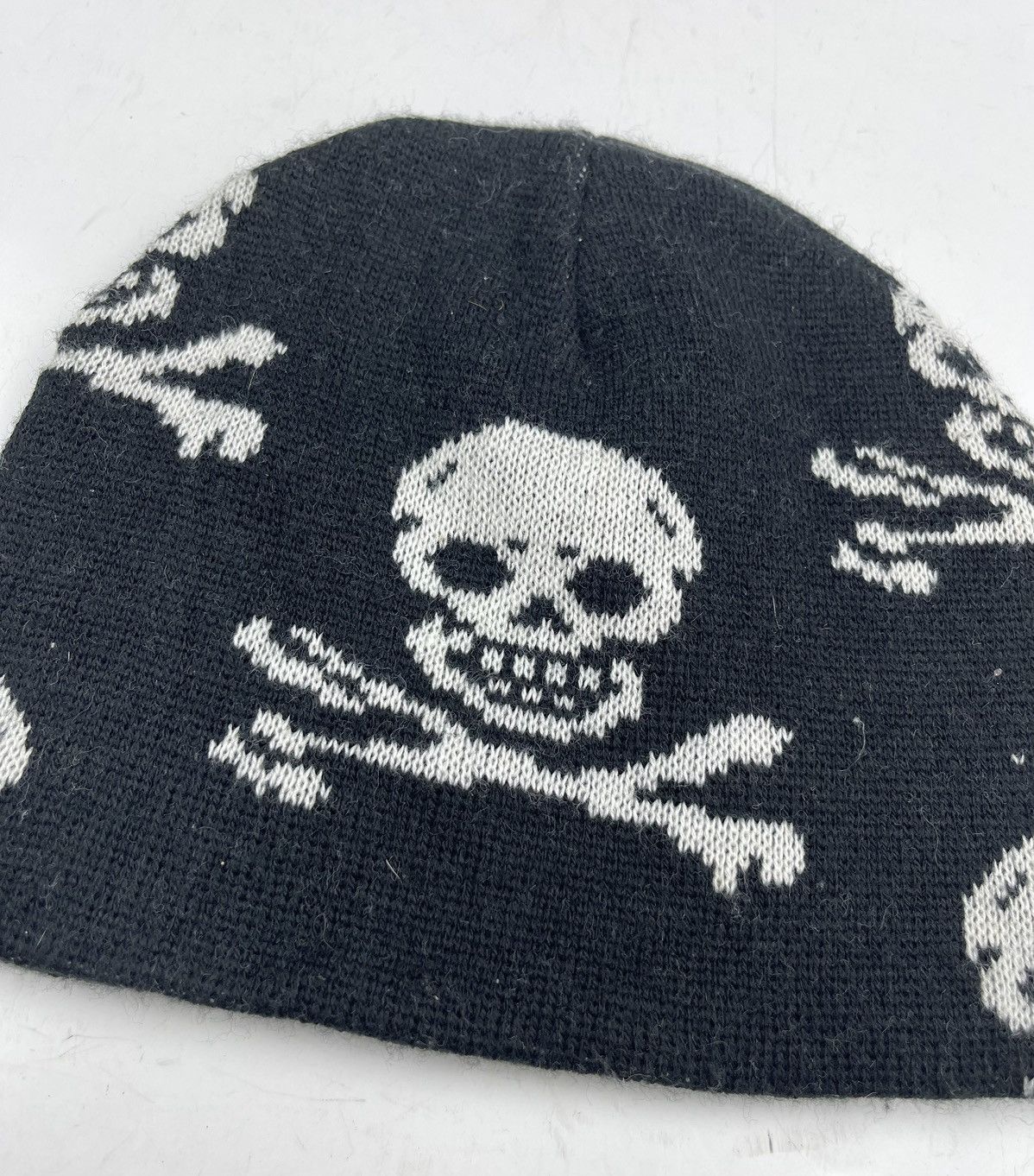 Seditionaries skulls beanie hat snow cap Size ONE SIZE - 3 Thumbnail