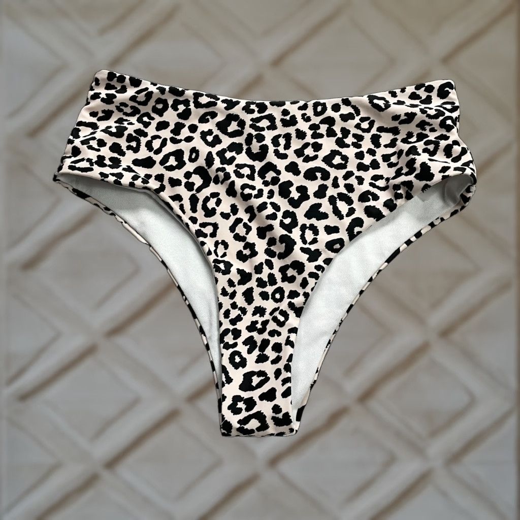 Shein Shein Swimwear Bikini Bottom Womens Small Beige Black Leopard High Rise Beach Size 28" / US 6 / IT 42 - 1 Thumbnail