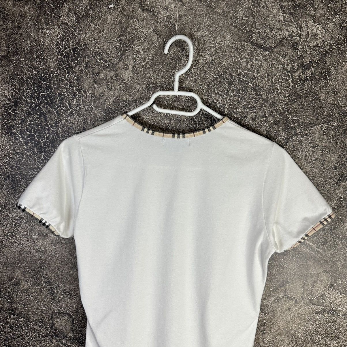 Burberry Vintage Basic Burberry T-Shirt Size S / US 4 / IT 40 - 14 Thumbnail