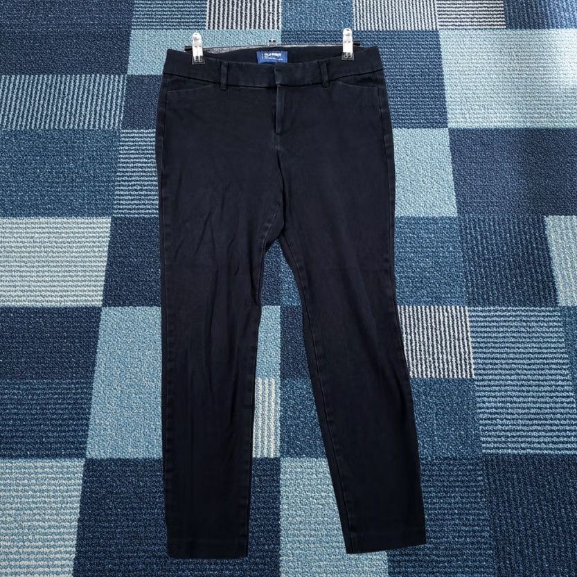 Old Navy Old Navy Pants Womens Black Pixie Straight Leg Mid Rise Flat Front Zip Size 4 Size 29" - 1 Thumbnail