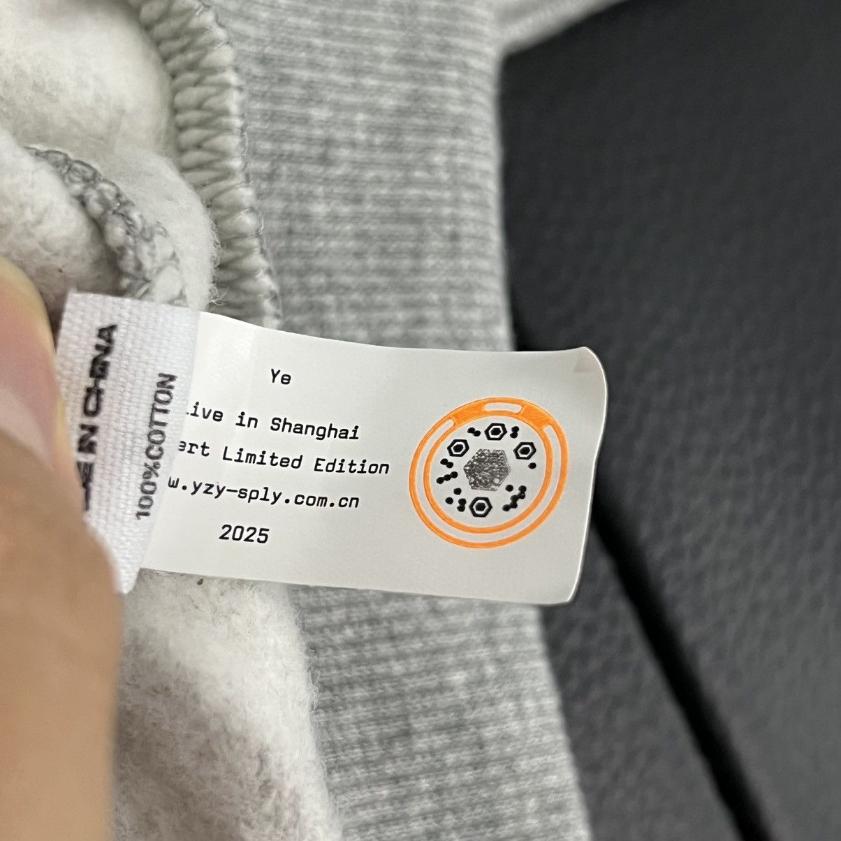 Yeezy Yeezy SZNX ShangHai CHINA Zip Hoodie Size US M / EU 48-50 / 2 - 22 Thumbnail