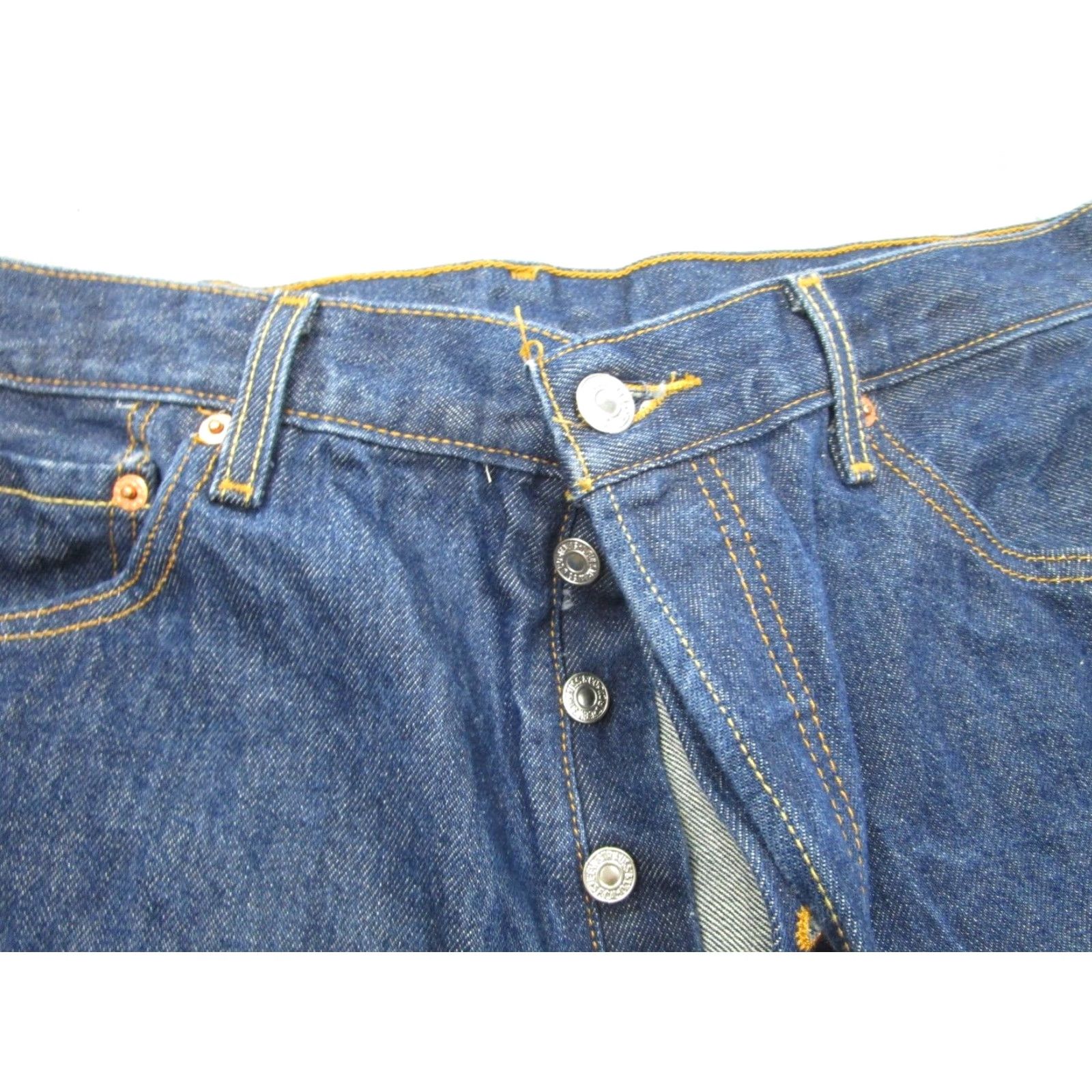 Levi's VINTAGE Levi's 501 Jeans Mens 34x30 Blue Denim Straight Regular Fit USA Size US 34 / EU 50 - 7 Thumbnail