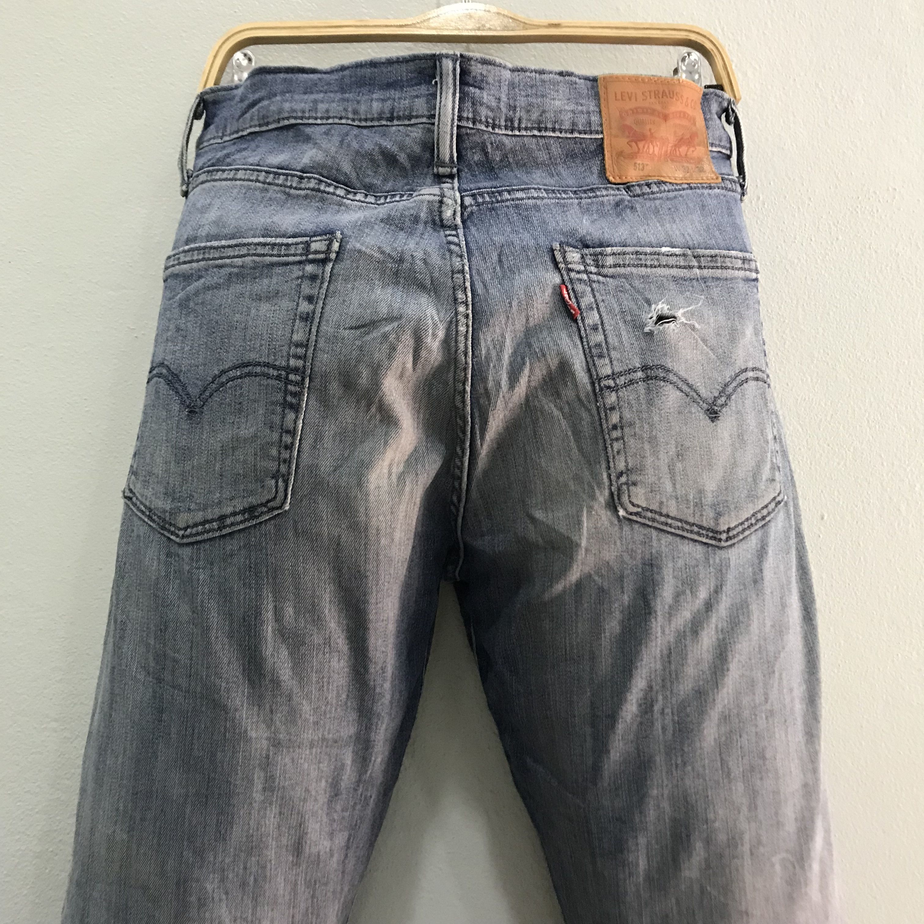 Levi's Vintage Levis 513 Light Blue Wash Distressed Western Style Size US 32 / EU 48 - 10 Thumbnail