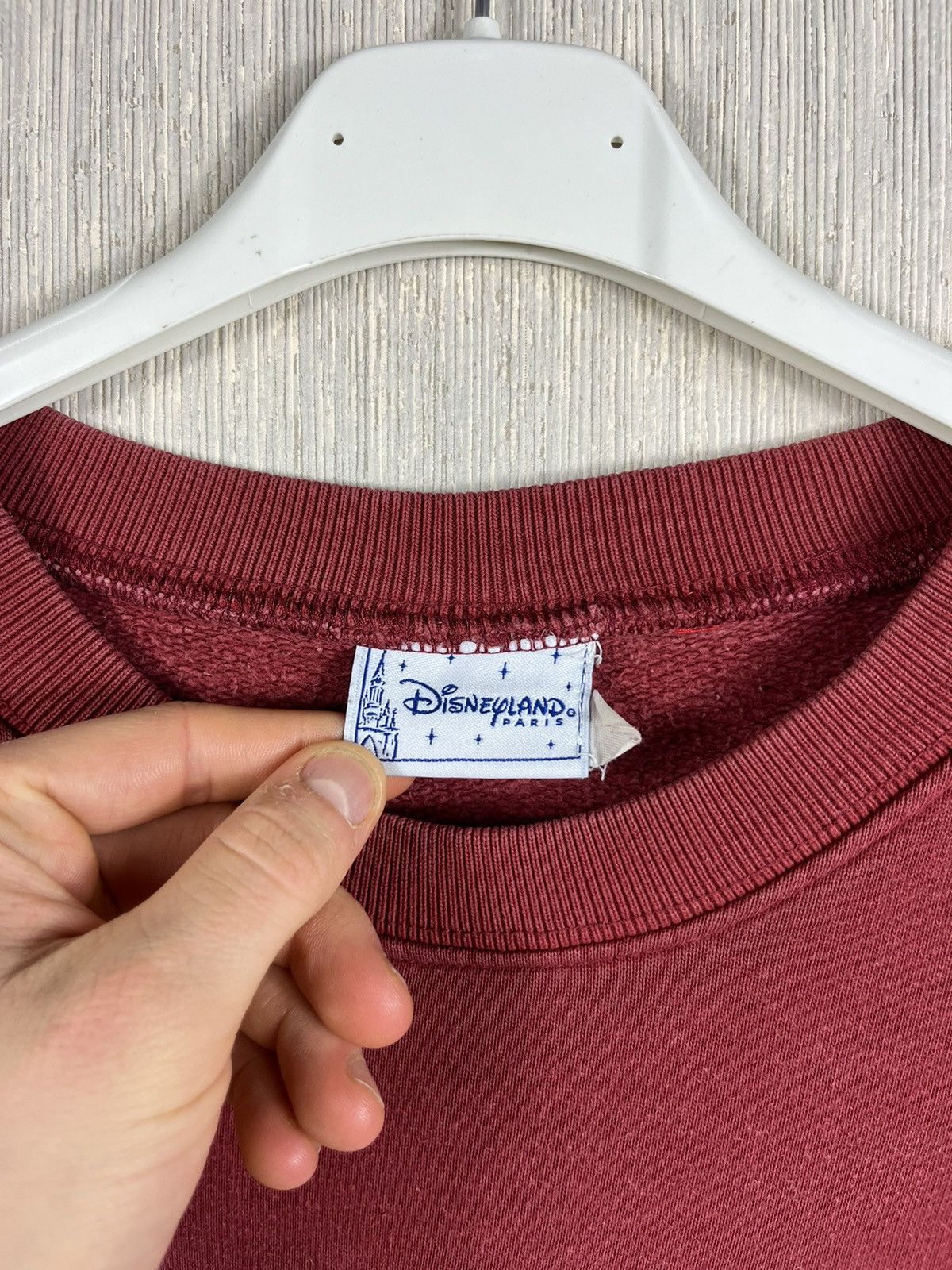 Disney × Vintage Vintage 90s Disneyland Paris distressed sweatshirt cropped Size US L / EU 52-54 / 3 - 11 Thumbnail