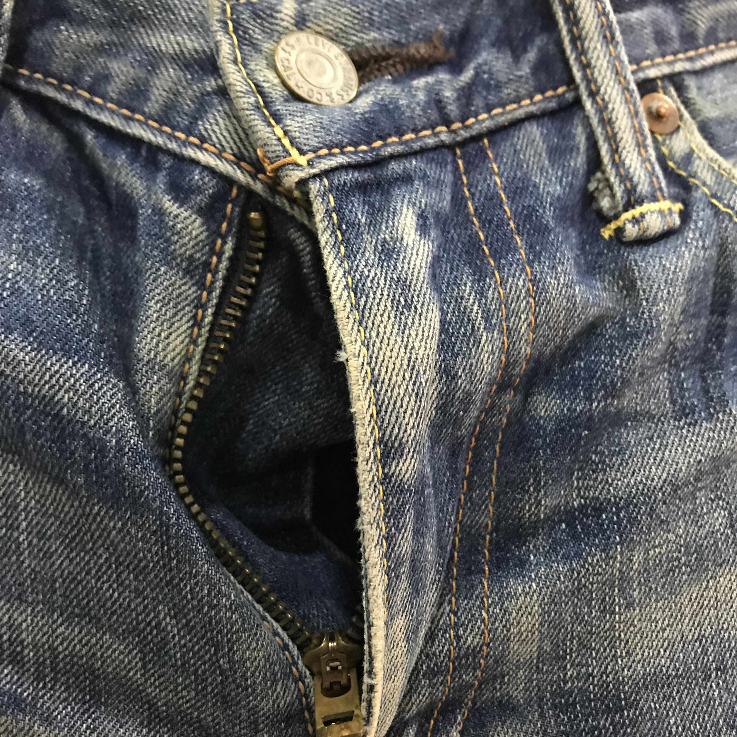 Levi's Vintage Levi’s 513 Straight Slim Distressed Faded Blue Jeans Size US 28 / EU 44 - 7 Thumbnail