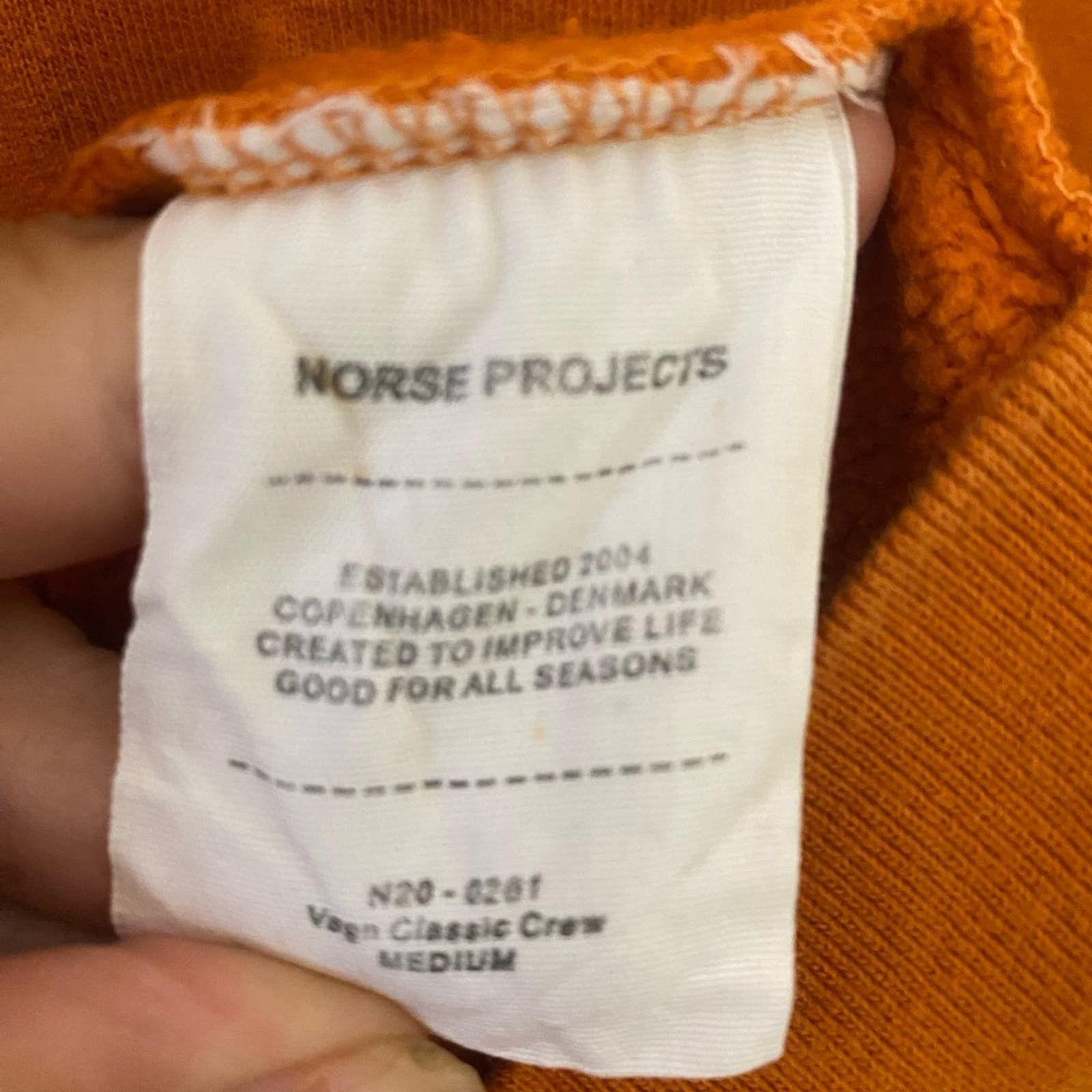 NORSE PROJECTS VAGN CLASSIC CREW SWEAT OXIDE ORANGE M