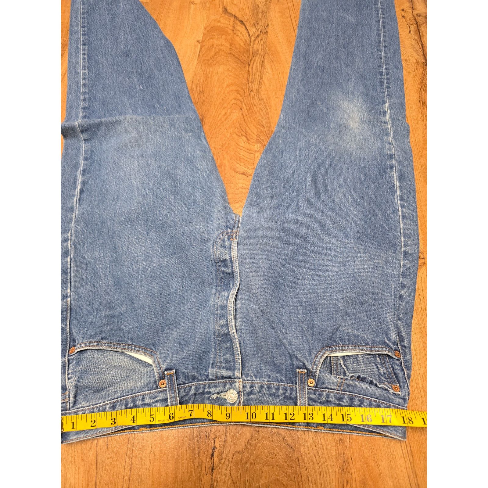 Levi's Vintage Levi's 501XX Jeans 40x34 Straight Leg Blue Denim Size US 40 / EU 56 - 14 Thumbnail