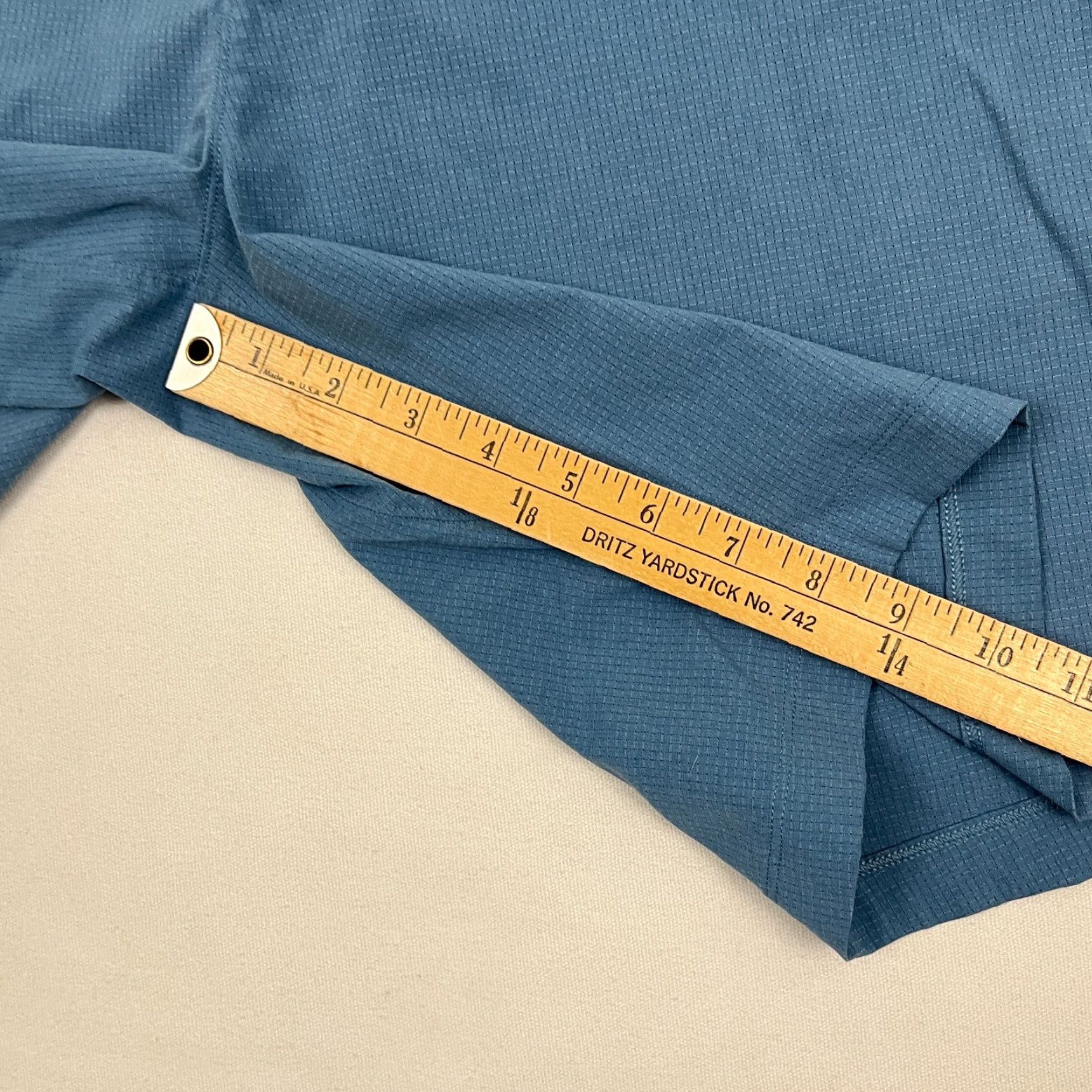 Lululemon VINTAGE Lululemon Commission Chino Shorts Mens 38 / 9" Blue Golf Performance Preppy Size US 38 / EU 54 - 6 Thumbnail