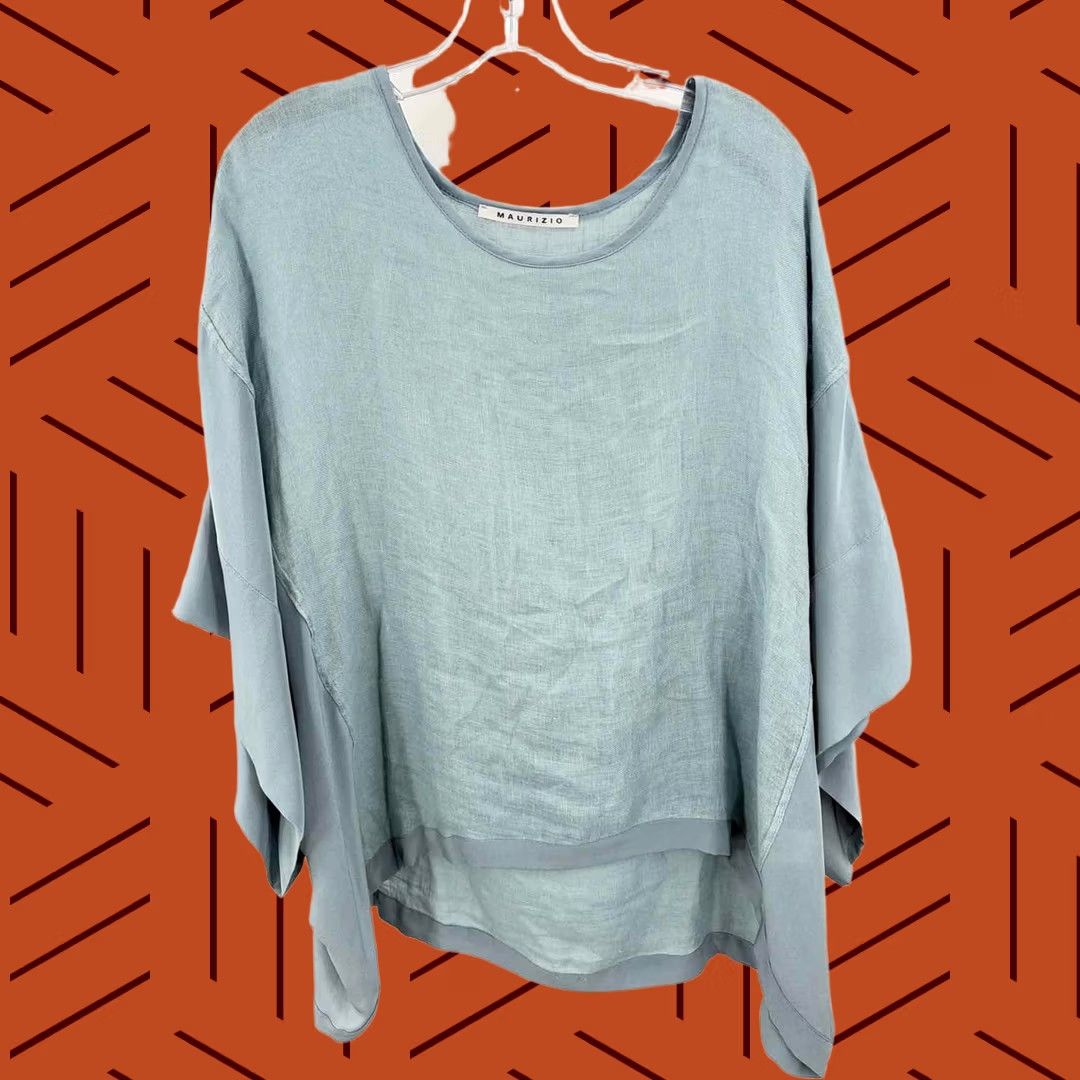 Vintage Maurizio Blue Poncho Blouse Medium Pre-Owned Size M / US 6-8 / IT 42-44 - 1 Thumbnail