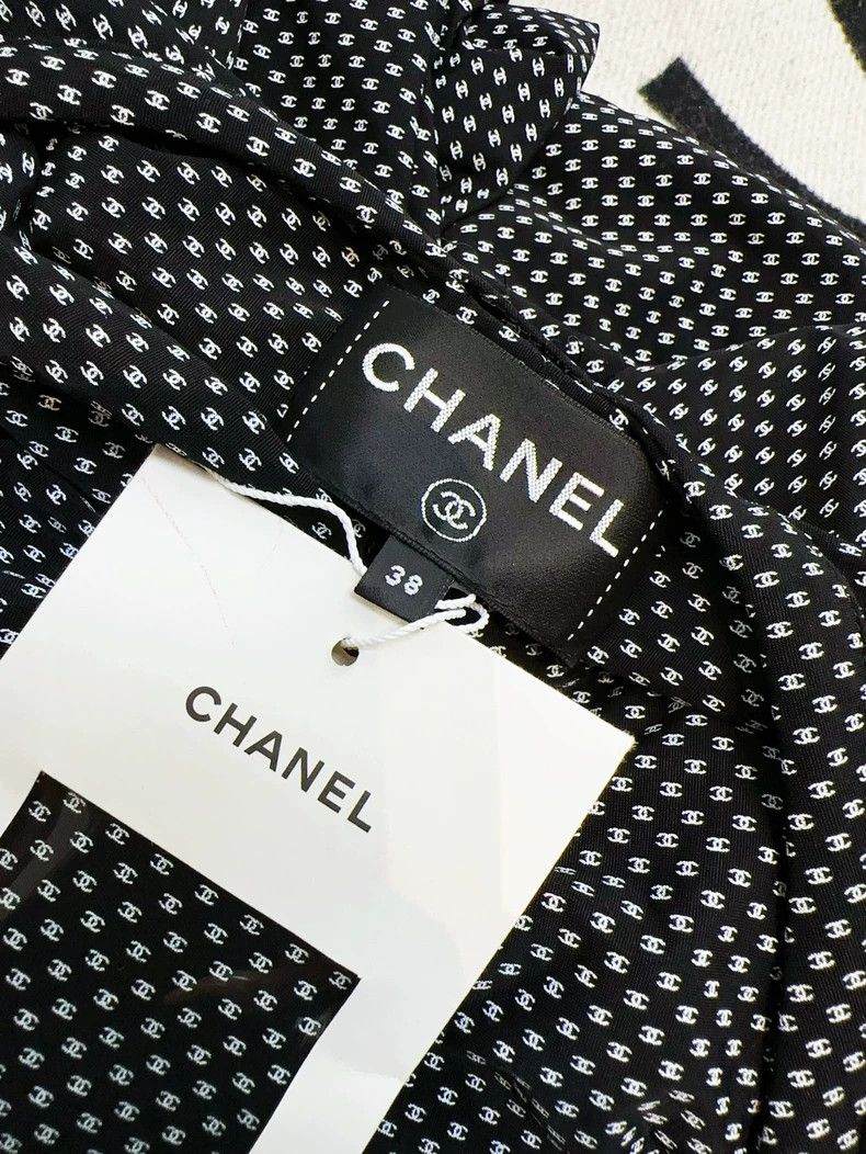 Chanel Chanel 24B full printed small logo strap long dress Size XS / US 0-2 / IT 36-38 - 5 Thumbnail