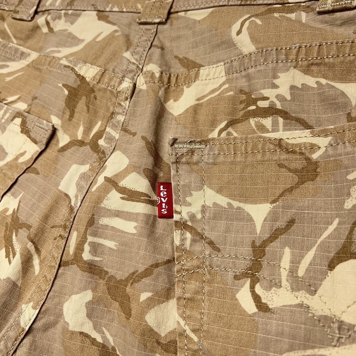 Levi's Levis Cargo Pants Brown Camo Ripstop Straight Tactical Y2K Size US 29 - 13 Thumbnail