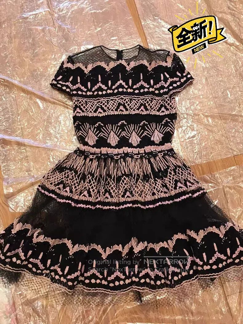 Valentino Valentino Women's dresses Size S / US 4 / IT 40 - 4 Thumbnail
