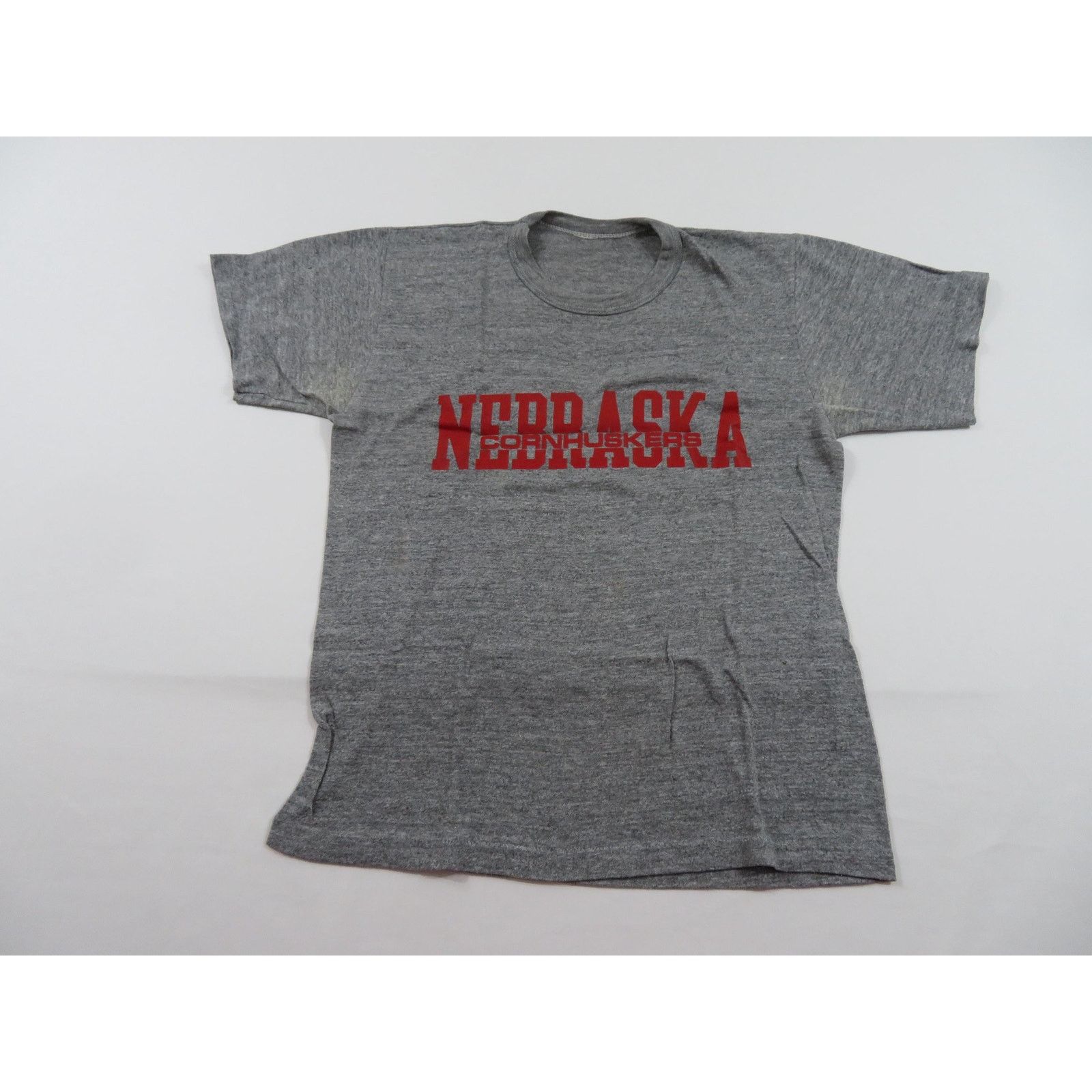 Other Nebraska Cornhuskers Gray Red T-shirt Sz S 1980s Size US S / EU 44-46 / 1 - 1 Thumbnail