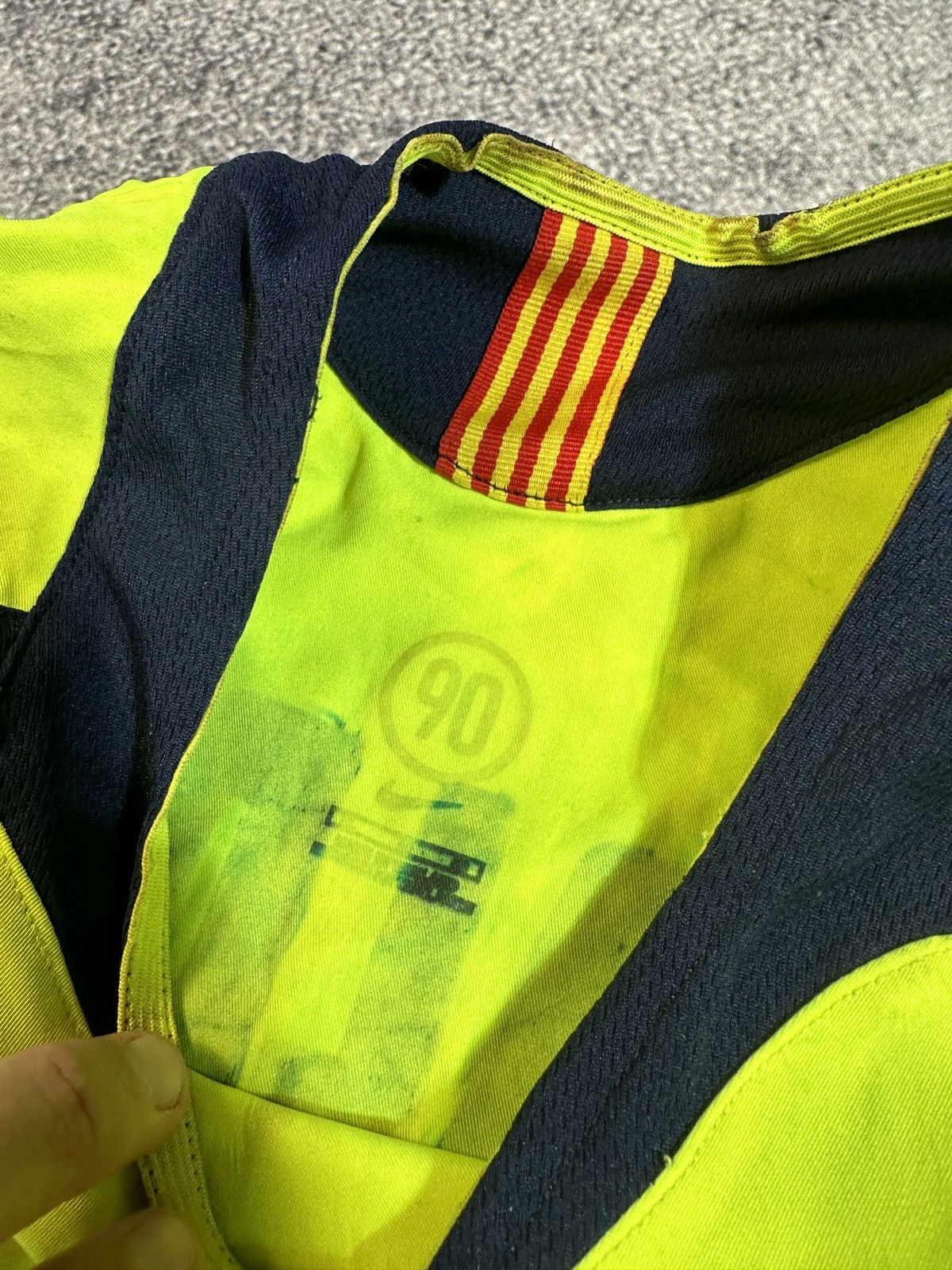 Nike × Vintage Vintage Nike F.C.Barcelona 10 Ronaldinho Soccer Jersey Style Size US XL / EU 56 / 4 - 5 Thumbnail