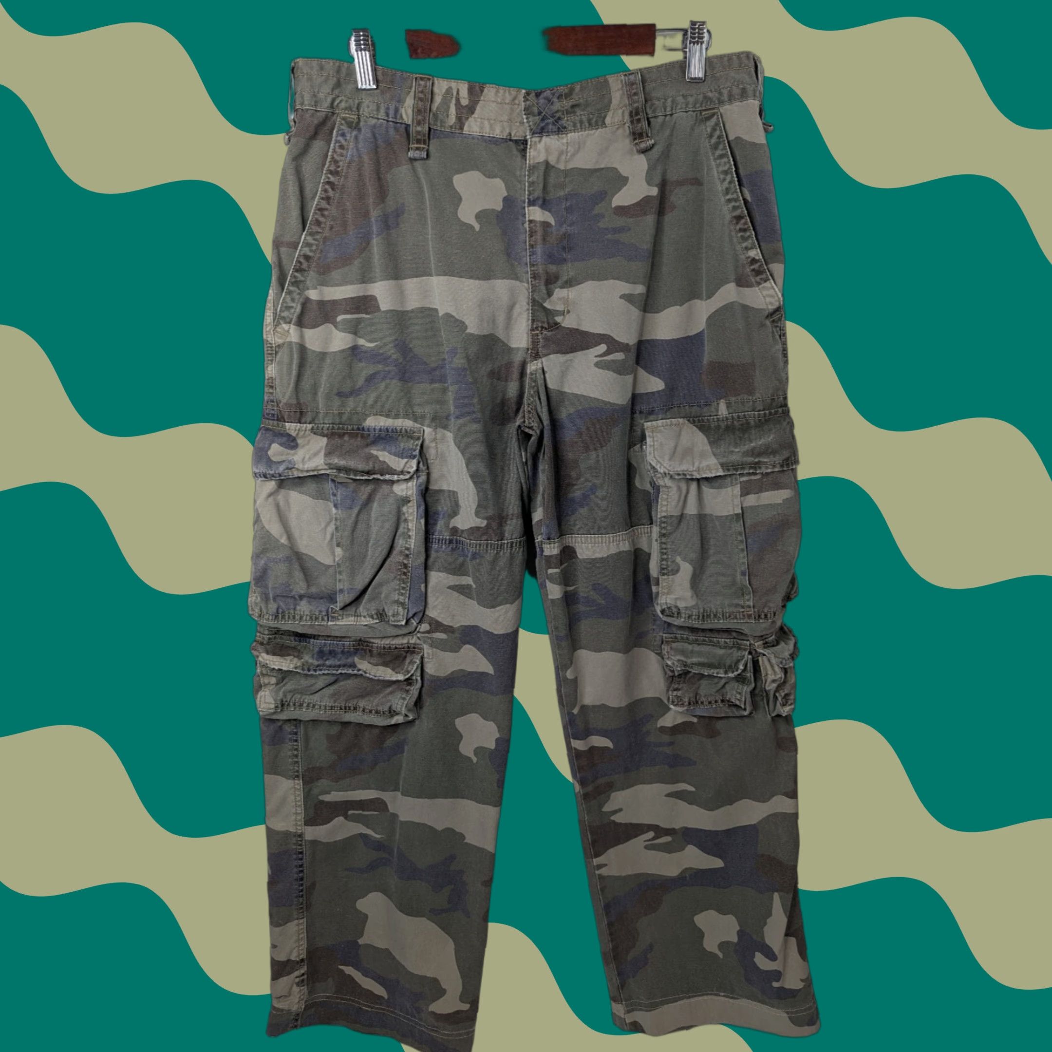 Mossimo Mossimo Cargo Pants Men’s 34x32 Camo Baggy Straight 90s Army Vintage Casual Workwear Size US 34 / EU 50 - 1 Thumbnail