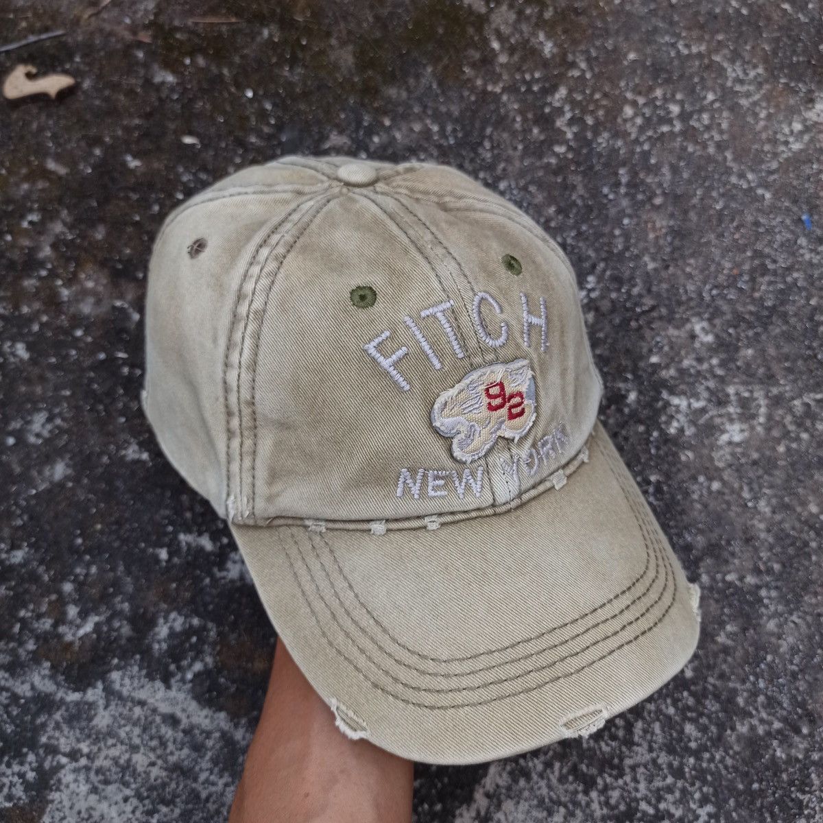 Abercrombie & Fitch Sick distressed wash hat by abercombie new york Size ONE SIZE - 7 Thumbnail