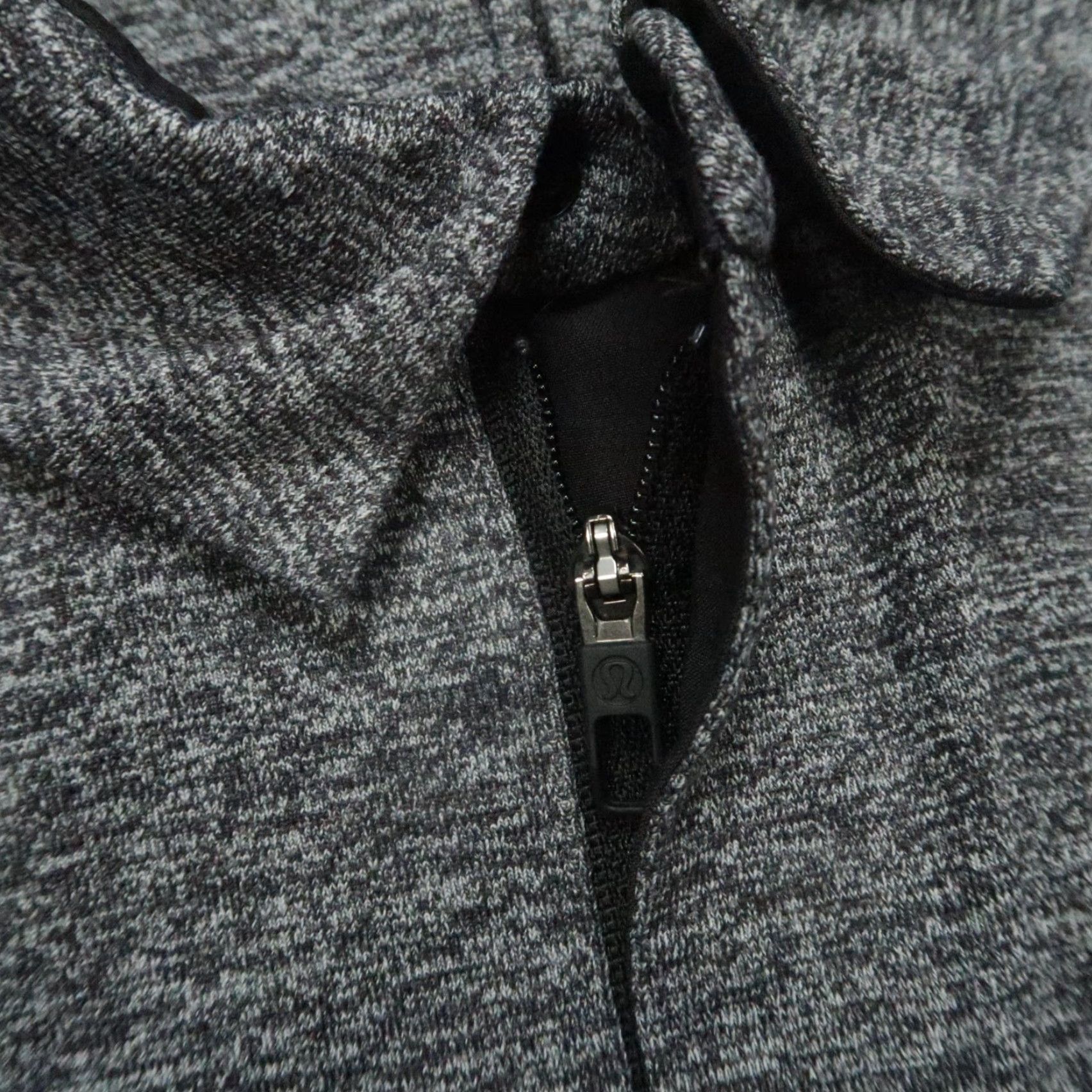 Lululemon VINTAGE Lululemon Polo Shirt Mens Small Golf Performance Slim Short Sleeve Gray 1/4 Zip Size US S / EU 44-46 / 1 - 3 Thumbnail