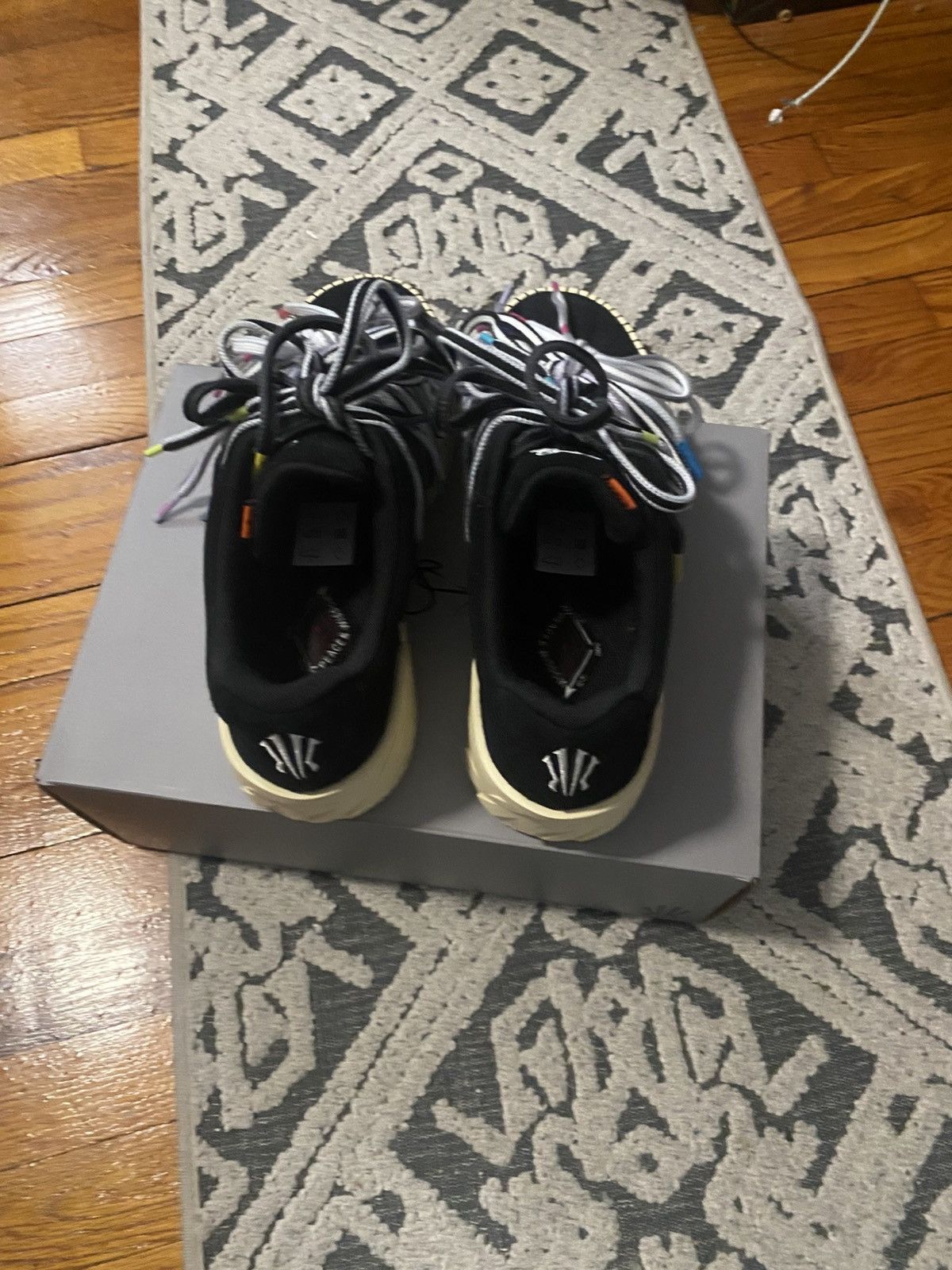 Other Anta Kyrie Irving shoes Size US 11 / EU 44 - 7 Thumbnail