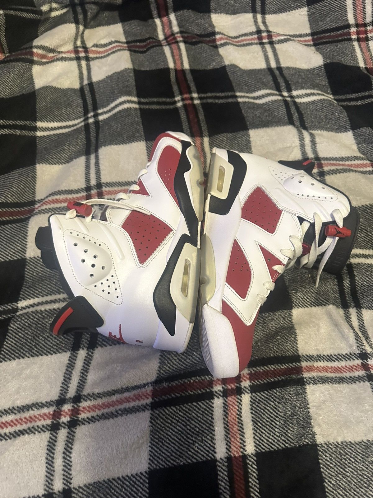 Jordan Brand Retro Carmine 6’s Size US 9.5 / EU 42-43 - 7 Thumbnail