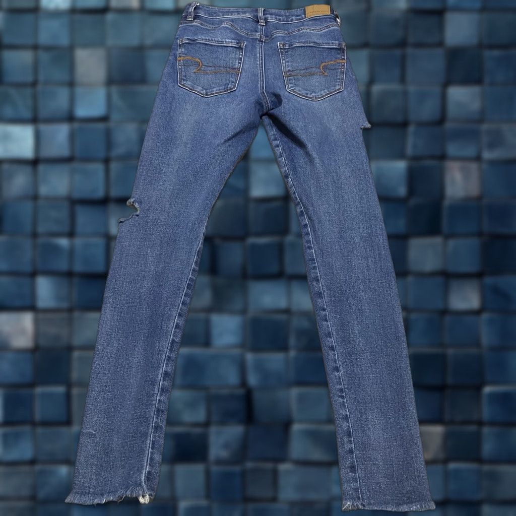 American Eagle Outfitters American Eagle Outfitters Jeans Womens 2 Blue High Rise Jegging Distressed Denim Slim 27 In Inseam Womens Blue Jeans 2 Size 26" / US 2 / IT 38 - 1 Thumbnail