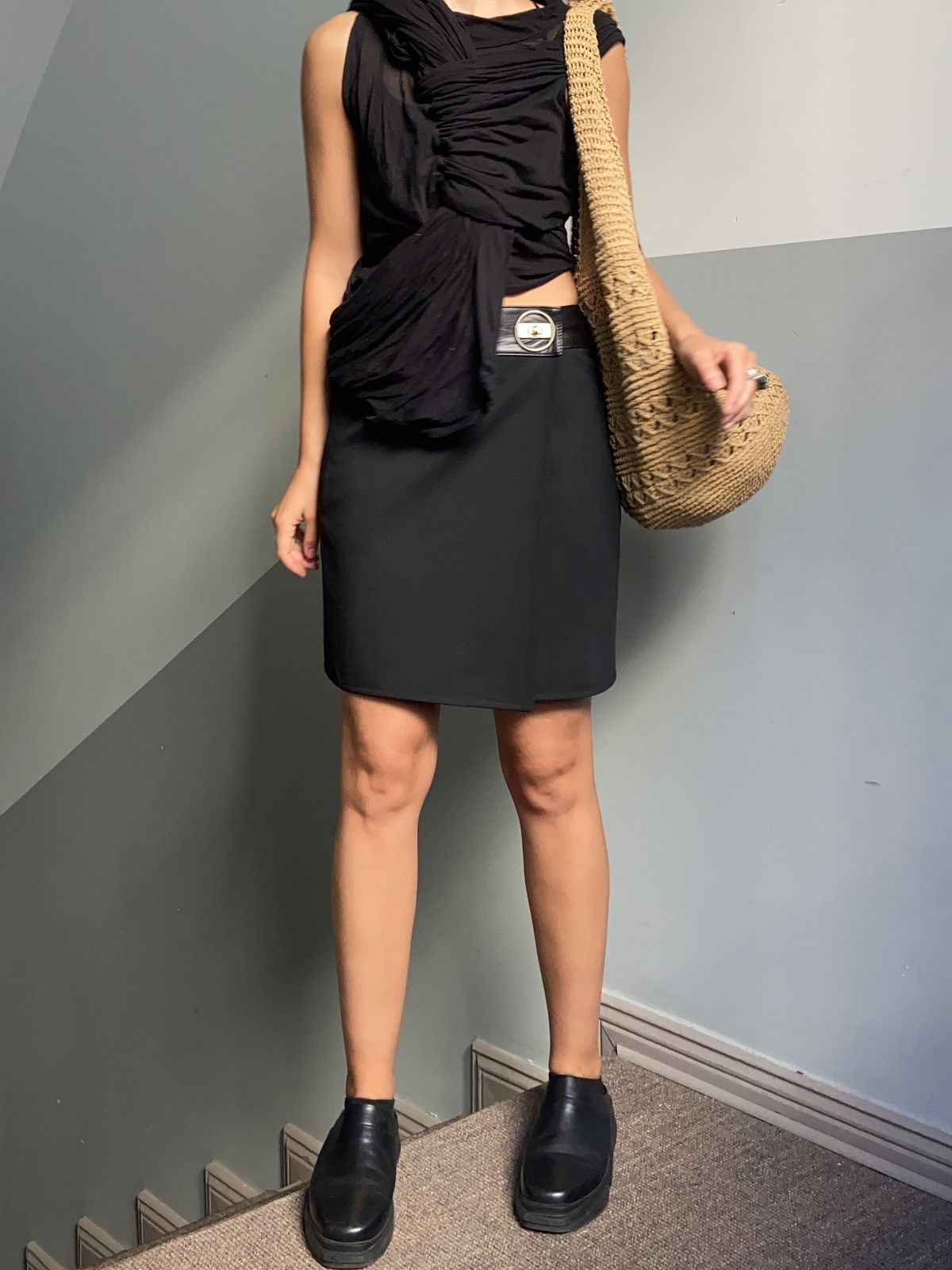 Gucci Gucci wool leather waist wrap skirt Size 30" / US 8 / IT 44 - 1 Thumbnail