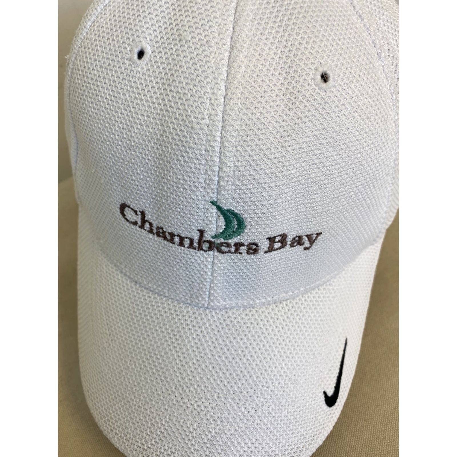 Nike VINTAGE Nike Performance Flex Hat Chambers Bay M/L White / 224 Baseball Cap Men Adjustable White Nike Swoosh 90s Sports Size ONE SIZE - 4 Thumbnail