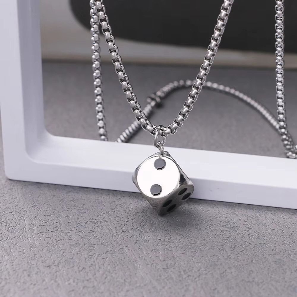 Jewelry Creative Alloy Chain Luck Dice Pendant Necklace Size ONE SIZE - 6 Thumbnail