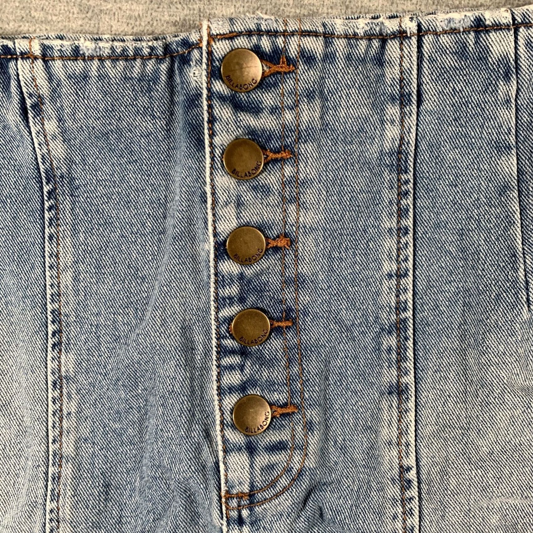 Billabong Billabong Skirt Womens 31 Blue Denim Button Front Mini High Waist Casual Summer Size 24" / US 00 / IT 34 - 4 Thumbnail