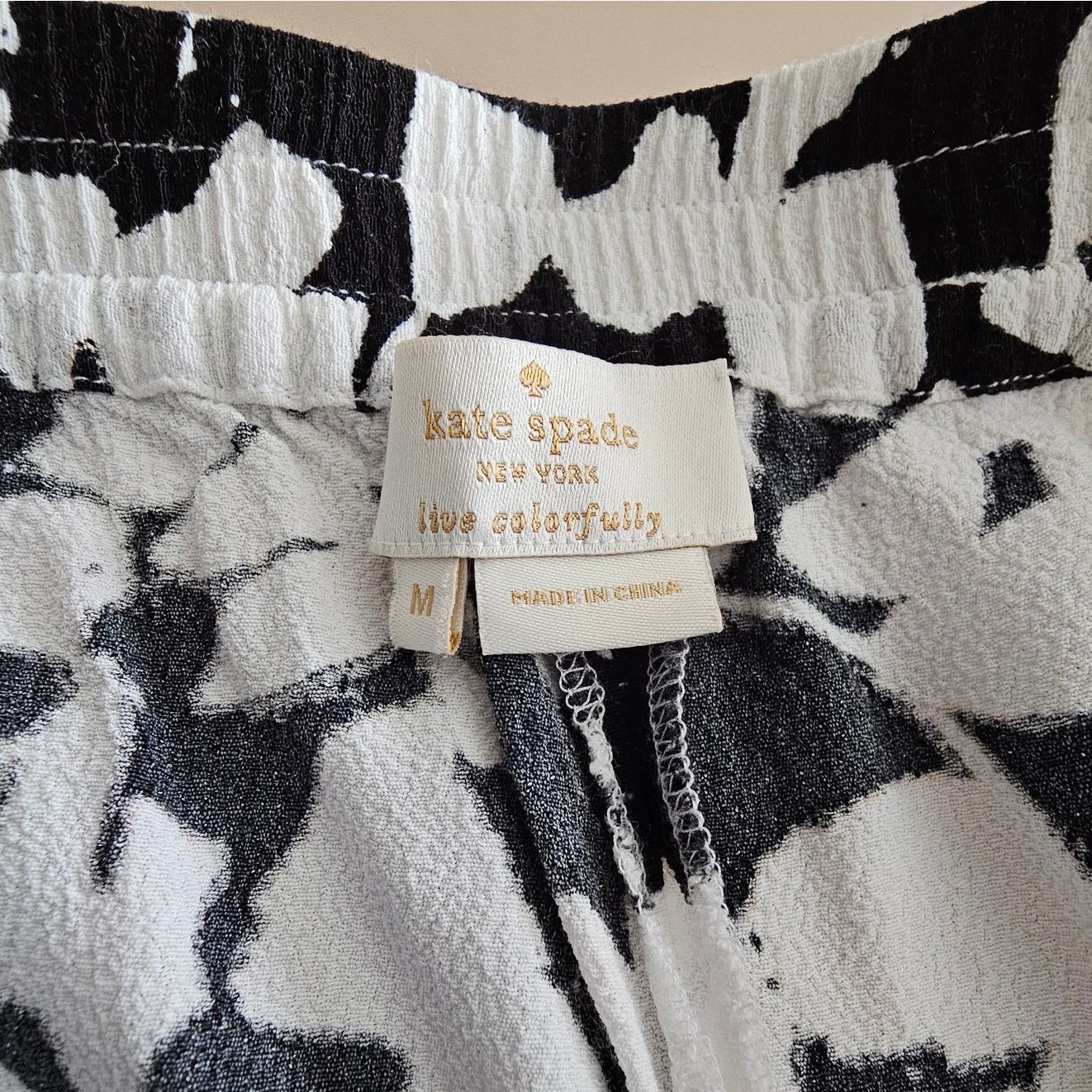 Kate Spade EUC Kate Spade Synna Leaf Wide Leg B/W Cropped Ankle Pants M Size 30" / US 8 / IT 44 - 9 Thumbnail