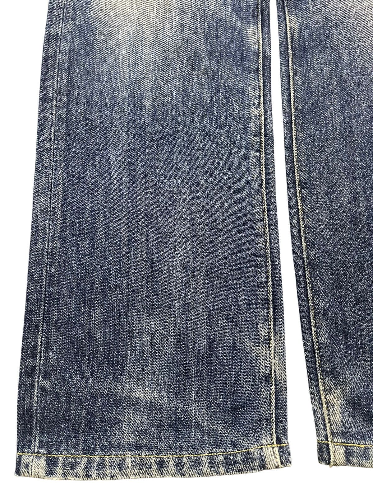 Uniqlo Vintage Japanese Uniqlo Faded Wash Distress Style Loose Jean Size US 34 / EU 50 - 7 Thumbnail