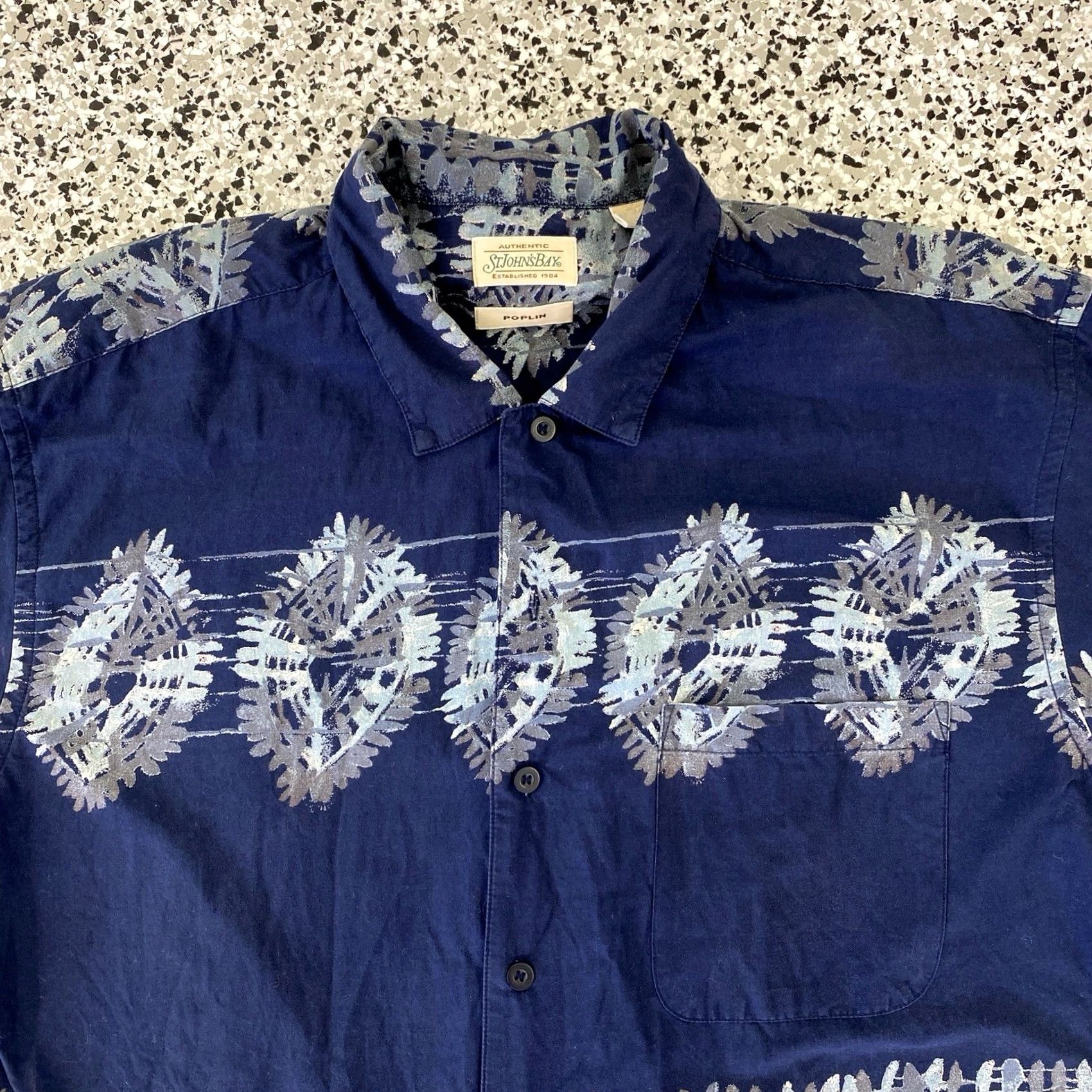 Vintage VINTAGE St. Johns Bay Hawaiian Shirt Silk Blue Floral" Size US L / EU 52-54 / 3 - 2 Thumbnail