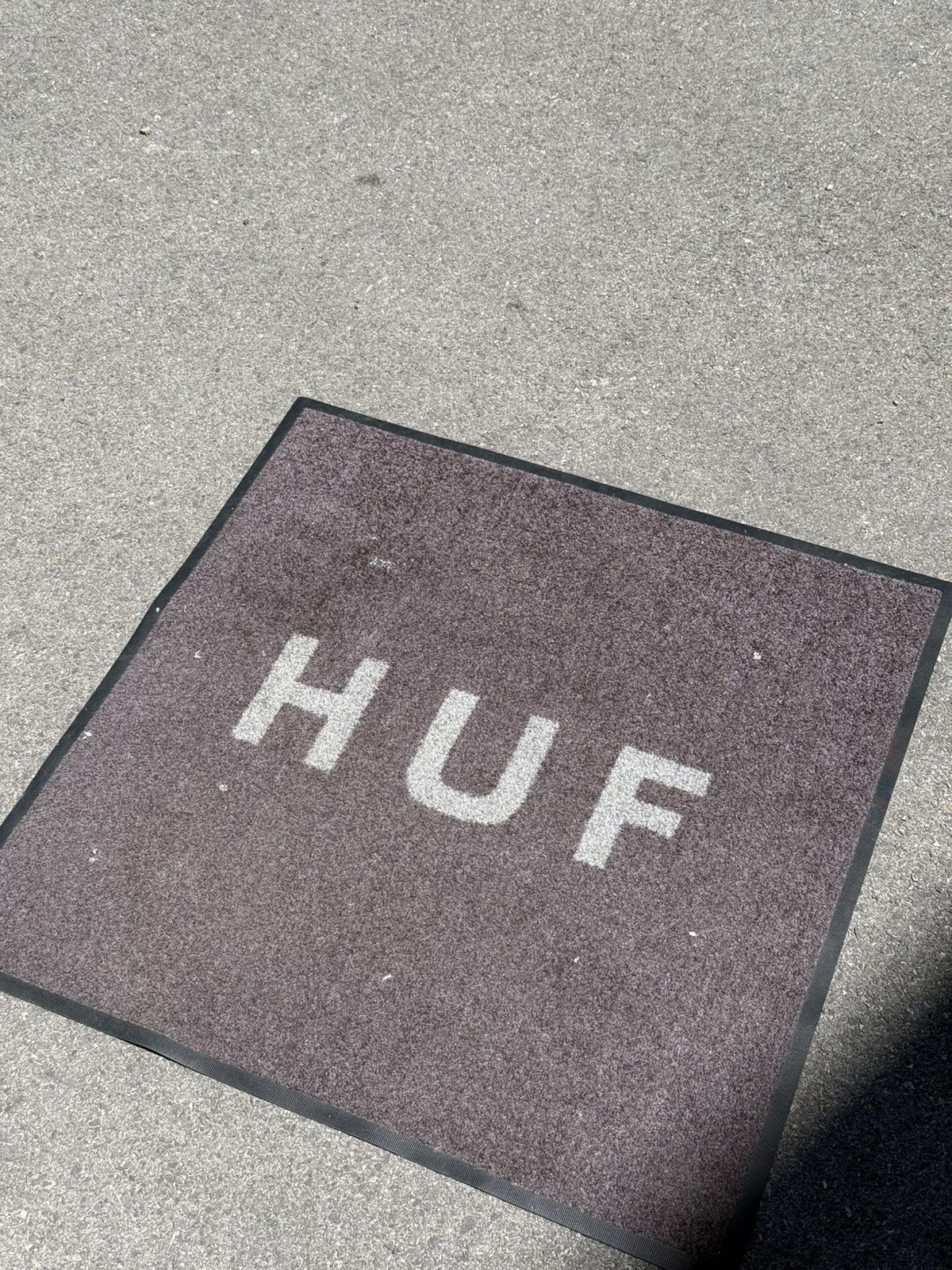 Huf HUF FLAGSHIP LOGO STORE MAT / RUG Size ONE SIZE - 2 Thumbnail