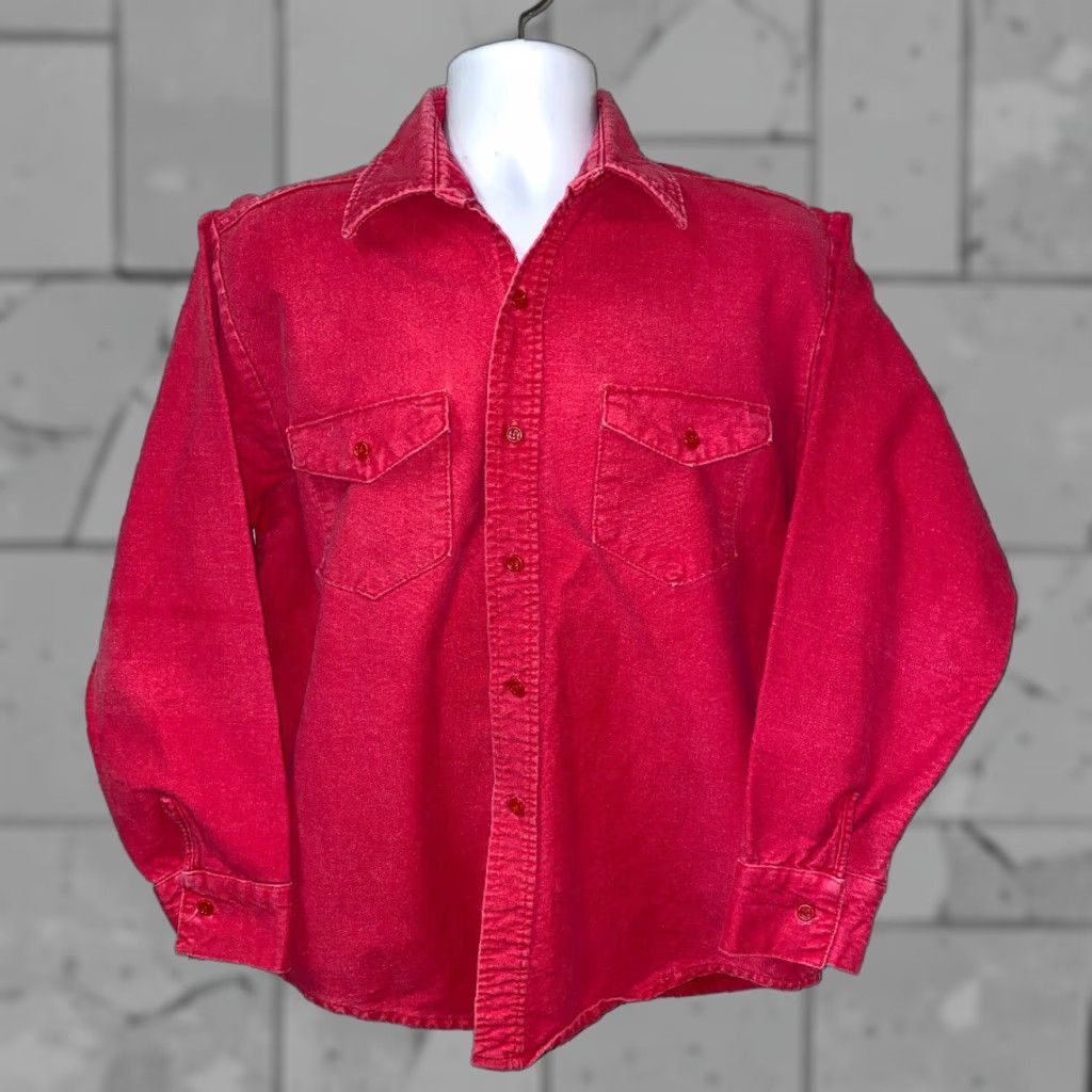 Vintage Frostproof Men's Red Cotton Long Sleeve Button-Up Shirt Size L Casual Regular Size US L / EU 52-54 / 3 - 1 Thumbnail