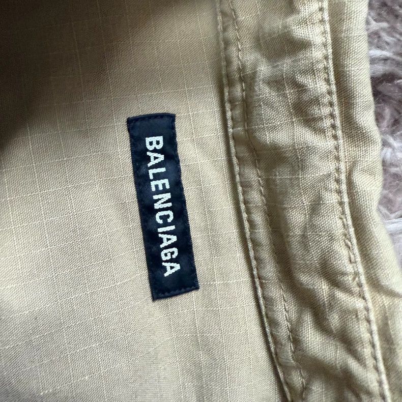 Balenciaga Balenciaga Logo Button-Up Shirt Size US M / EU 48-50 / 2 - 4 Thumbnail