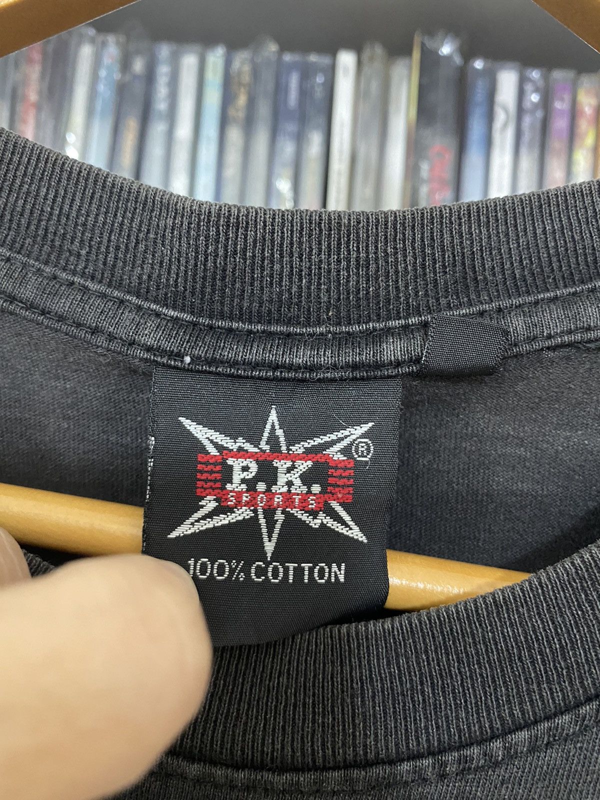 Band Tees ✅ SEX PISTOLS English punk rock band UK Knifes Girl shirt Size US M / EU 48-50 / 2 - 4 Thumbnail