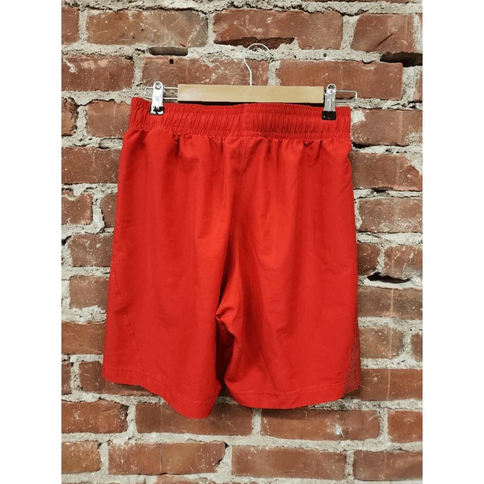 Under Armour Under Armour Mens Athletics Shorts Loose Fit Heatgear Elastic Waist Red Small Size US 33 - 2 Thumbnail