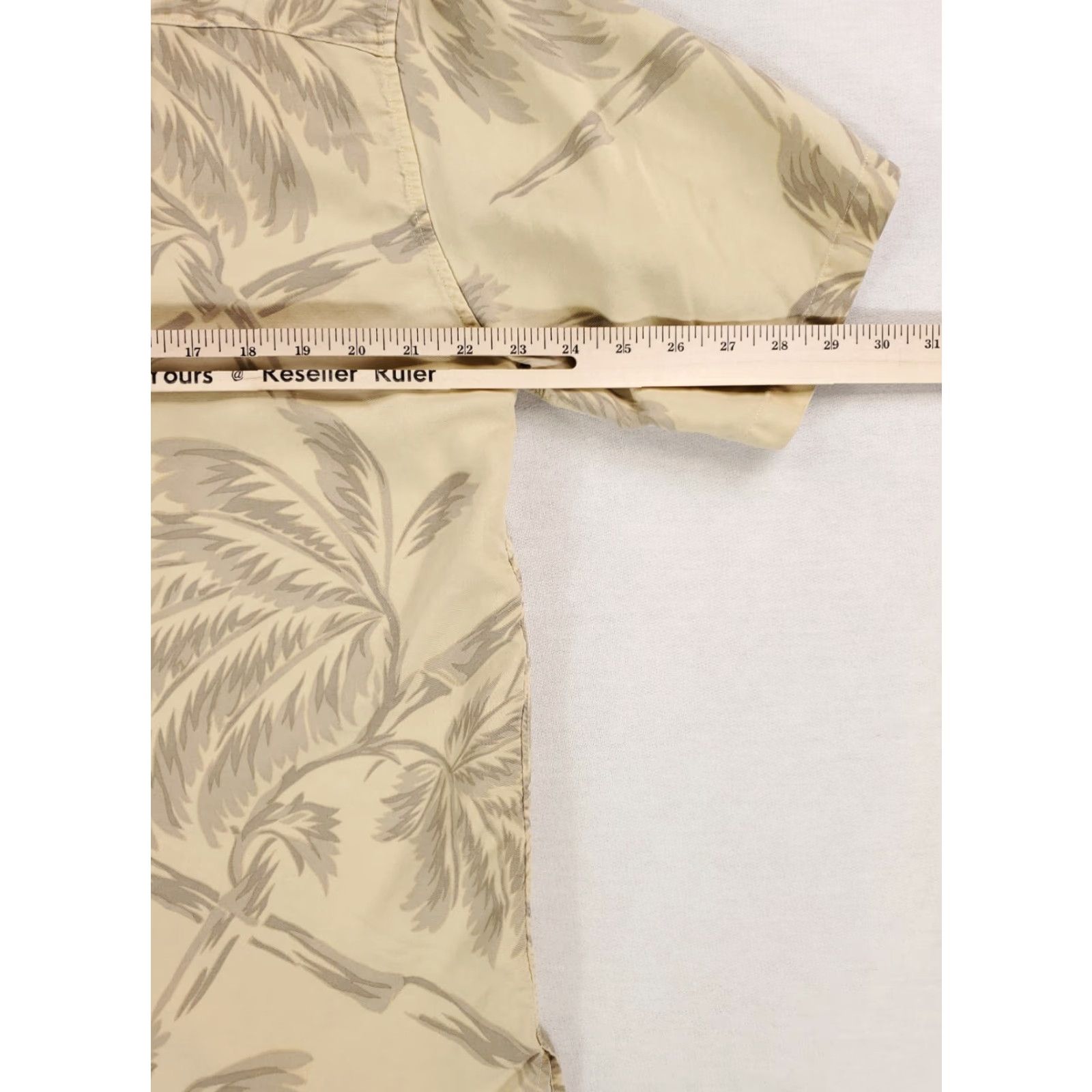 Tori Richard Tori Richard Camp Shirt Mens L Silk Yellow Hawaiian Palm Trees Short Sleeve Button-Up Size US L / EU 52-54 / 3 - 6 Thumbnail