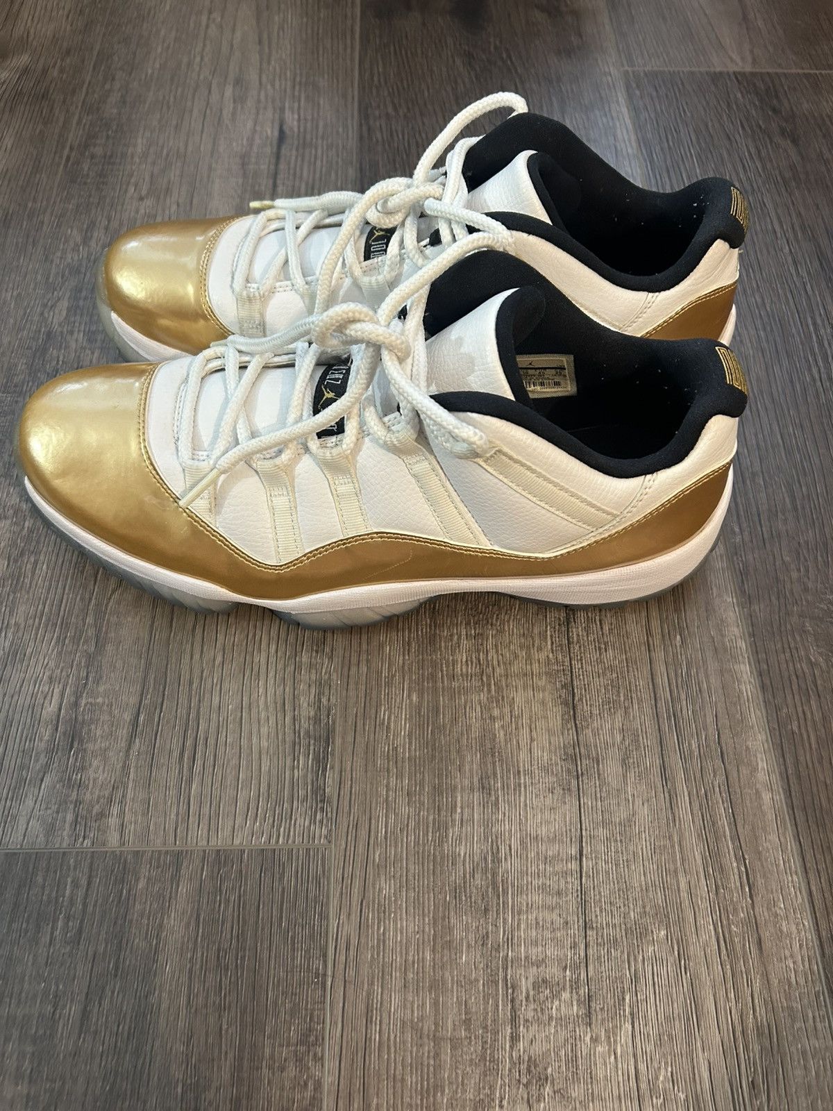 Jordan Brand Air Jordan 11 Retro Low 'Closing Ceremony' Size US 11 / EU 44 - 4 Thumbnail