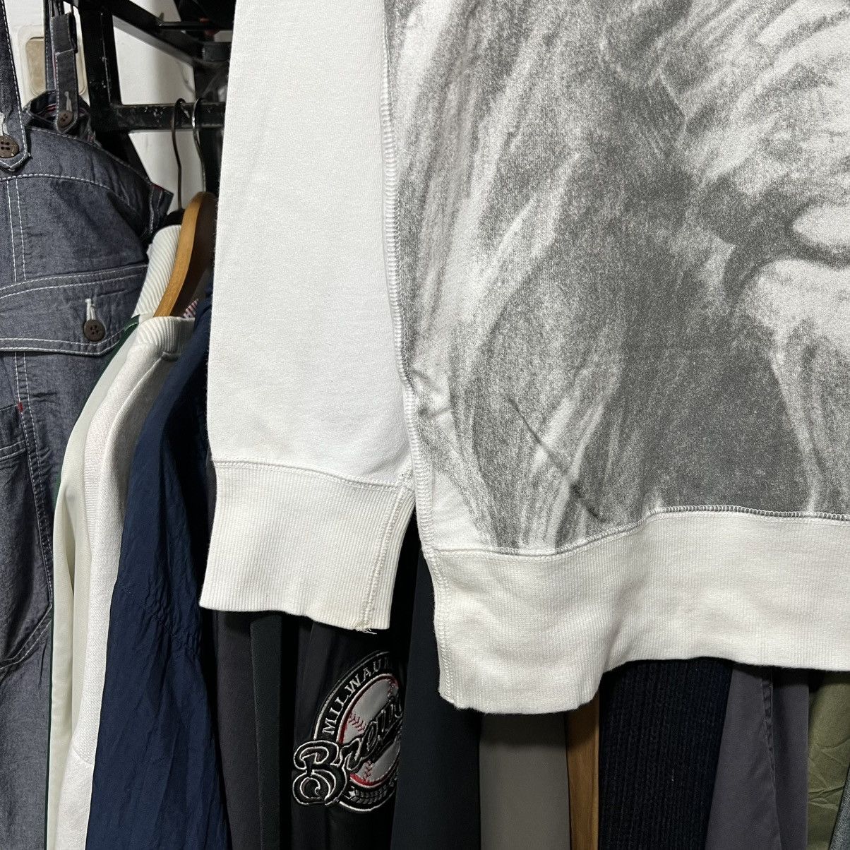 Japanese Brand × Uniqlo × Vintage Uniqlo x starwars sweatshirt crewneck Size US XL / EU 56 / 4 - 5 Thumbnail