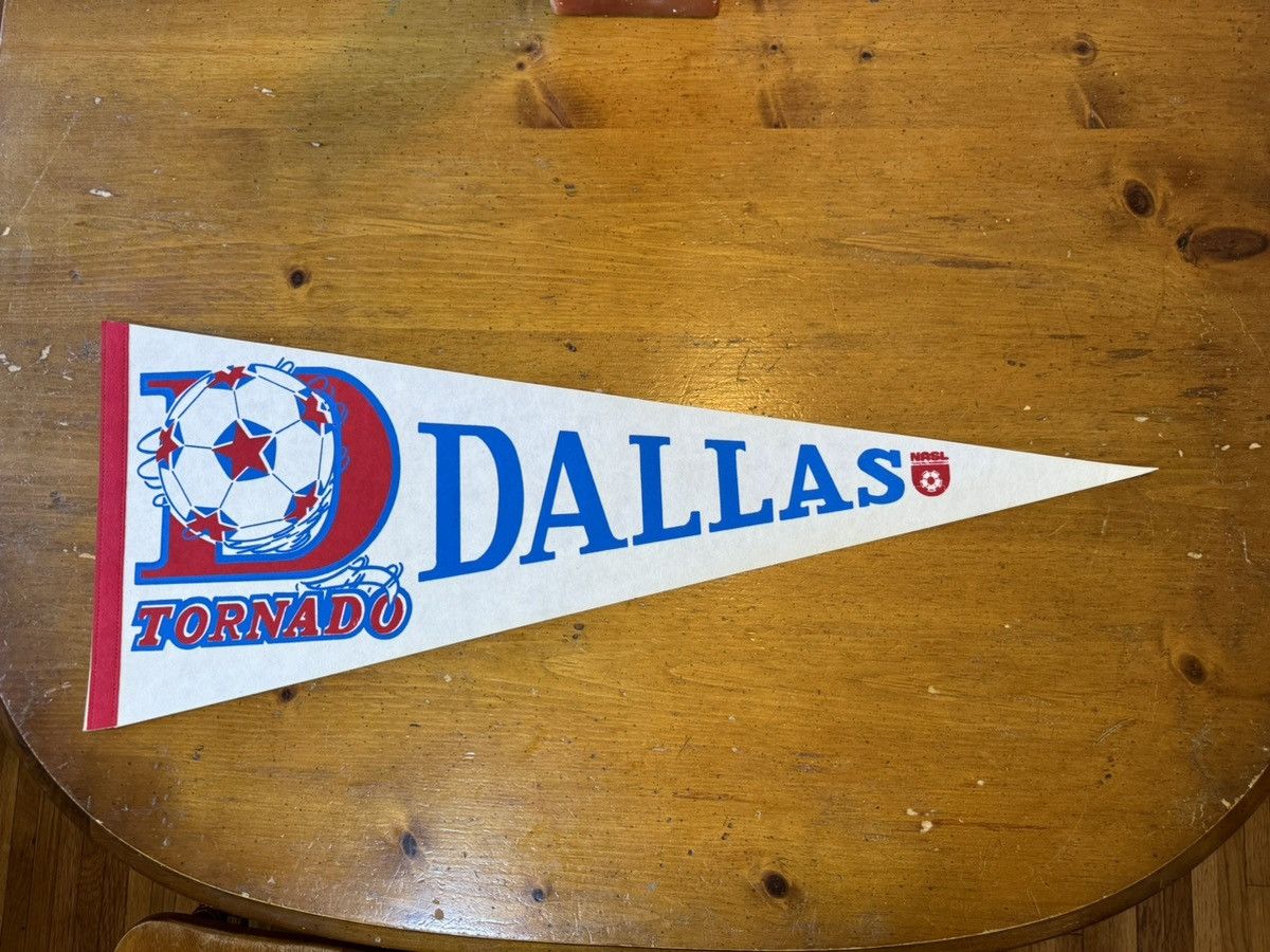 Vintage Vintage Dallas Tornado Pennant Flag Size ONE SIZE - 1 Thumbnail