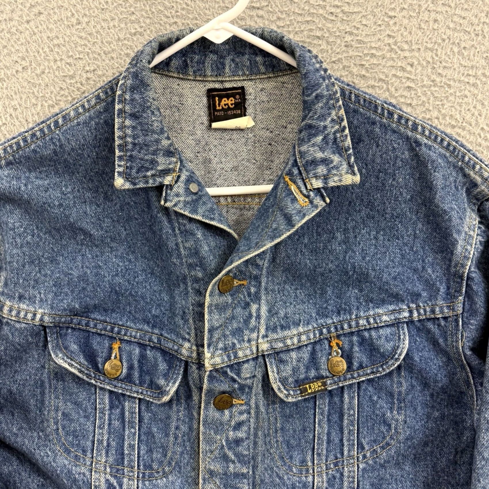 Lee VINTAGE Lee Denim Jacket Women Medium Blue 80s Trucker Distress Jean Western USA Jacket Size 32" / US 10 / IT 46 - 3 Thumbnail